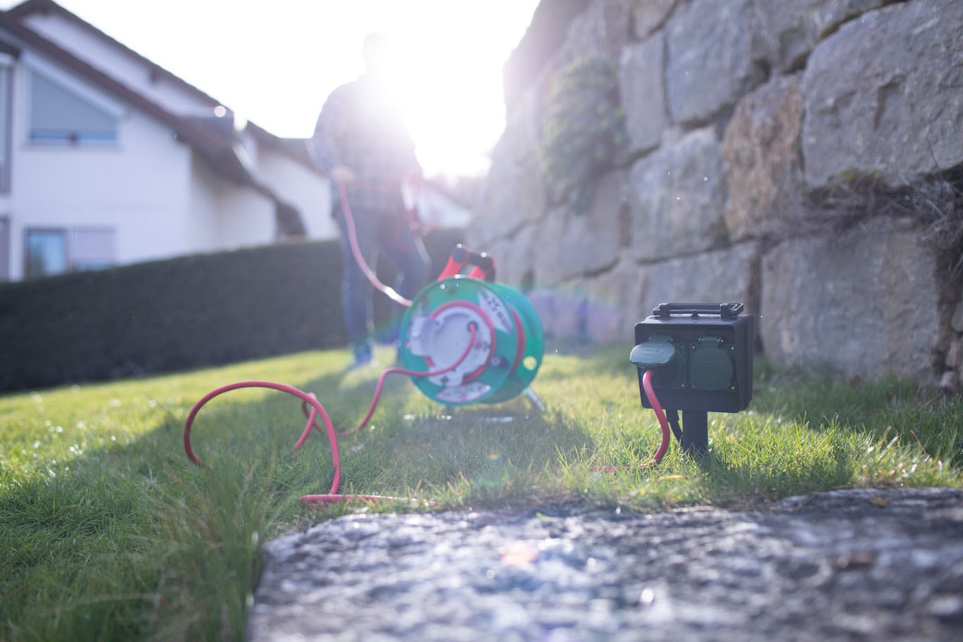 Brennenstuhl Steckdosenleiste »Gartensteckdose mit Erdspieß« 4-fach (Klappendeckel | Trage-Fußgestell Kabellänge 1,4 m)