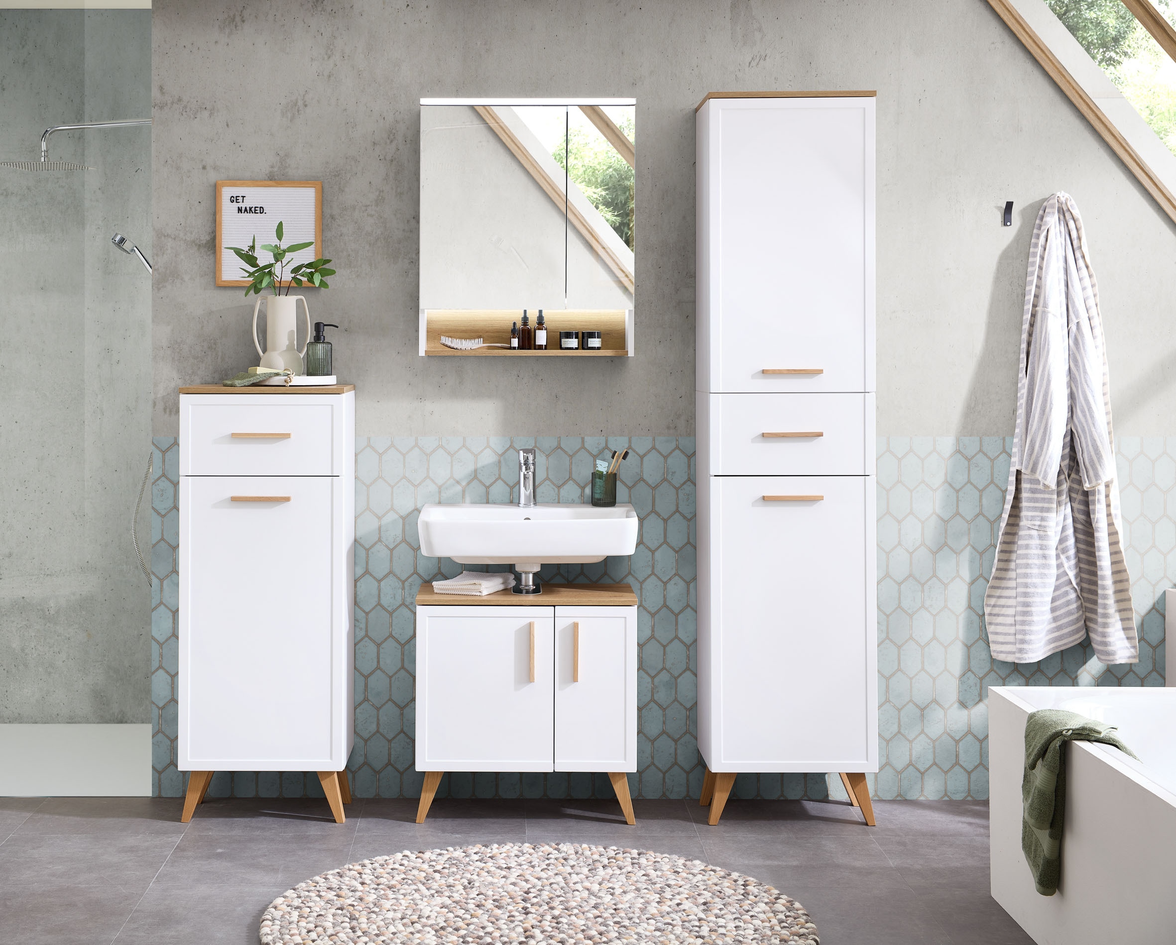 Saphir Badmöbel-Set »5-teilig, mit Soft-Close Türen und Fuß-Set« Set, 7 Stk. tlg.