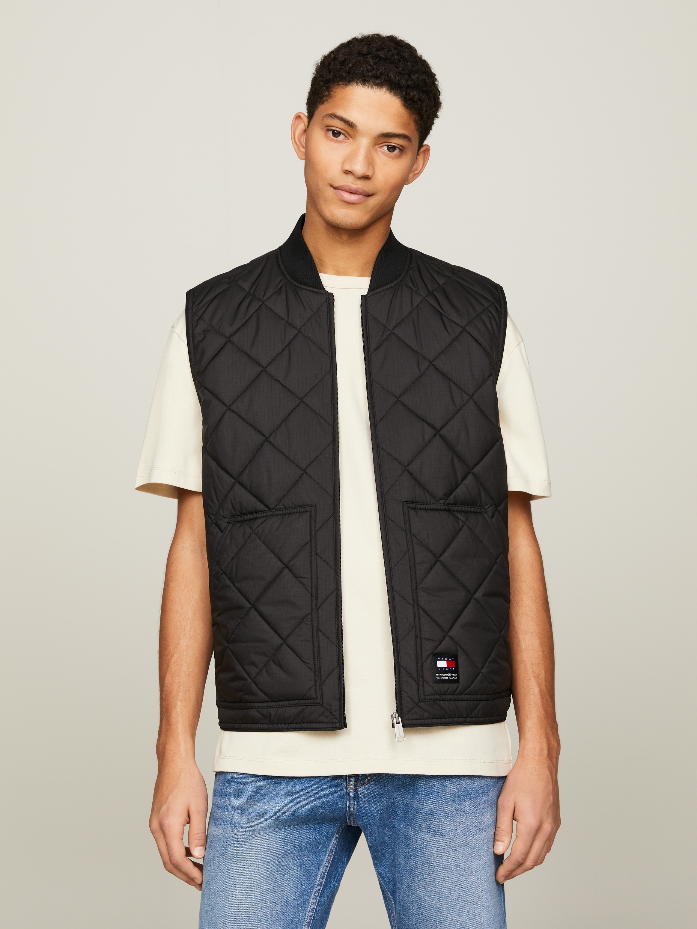 Tommy Jeans Steppweste »TJM REG ENTRY VEST«, mit modischem Rautenmuster