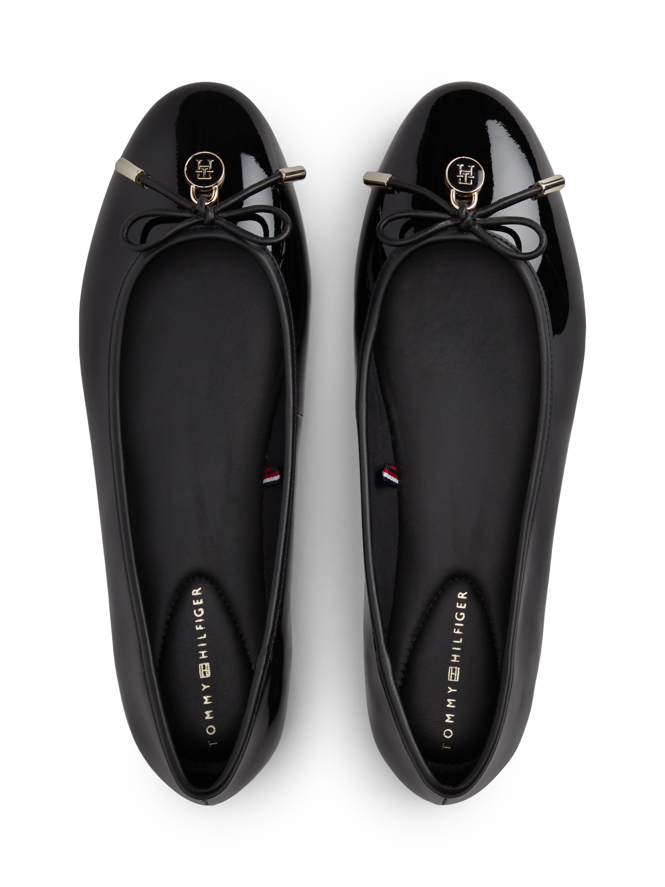 Tommy Hilfiger Ballerina »TH CHARM PATENT BALLERINA«  Businessschuh, Schlupfschuh goldfb. TH-Schmuckelement, schmale Form