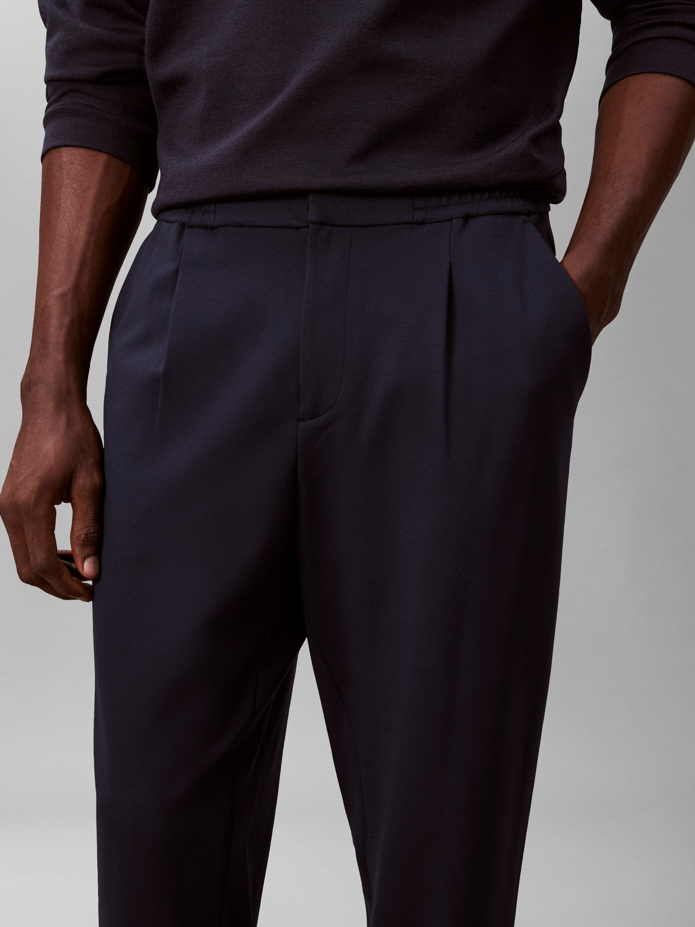 Calvin Klein Bundfaltenhose  elastischer Bund, Slim fit, Bundfalte