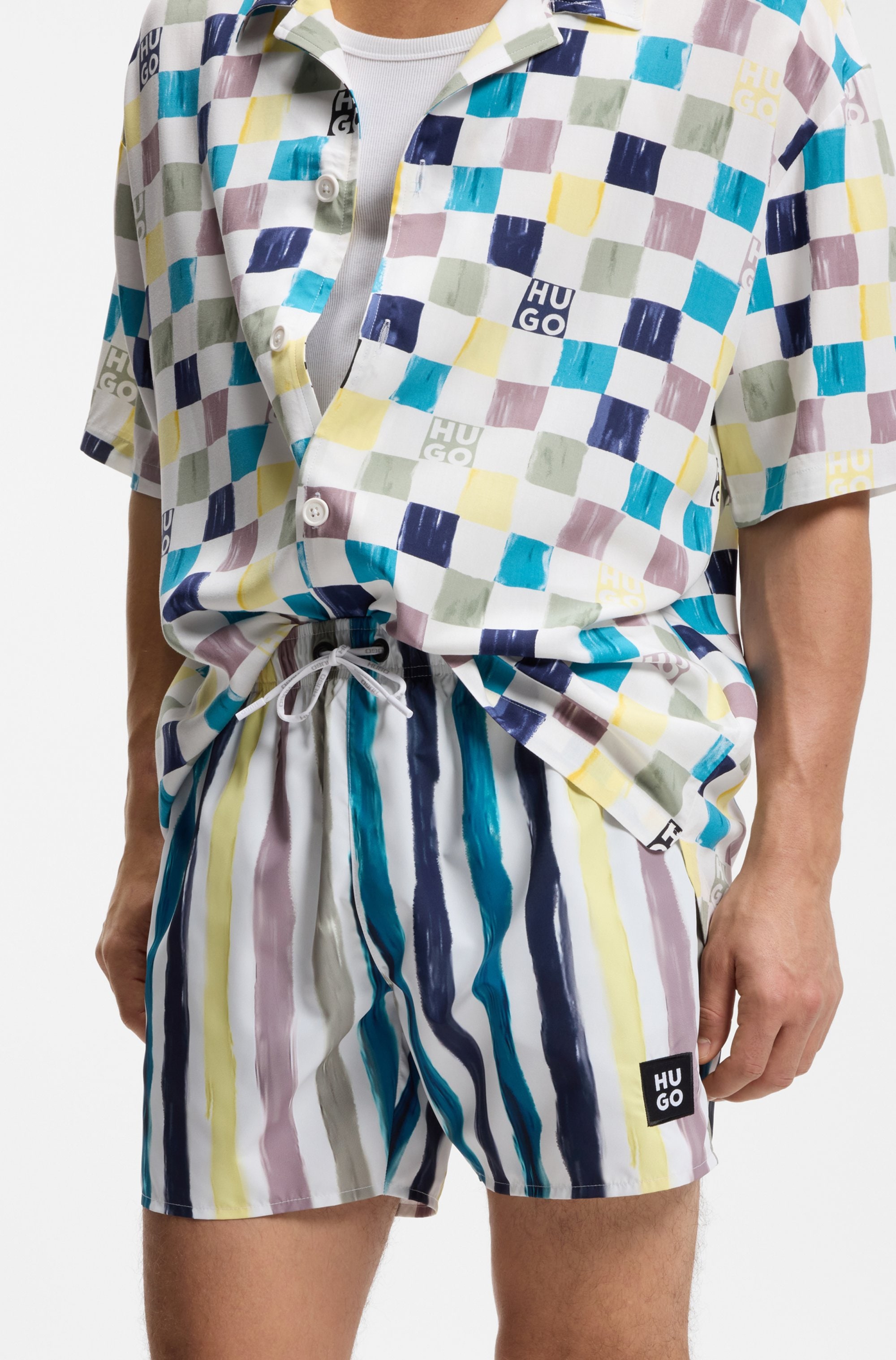 HUGO Underwear Badehose »DINO« mit Label-Detail, Streifen-Dessin