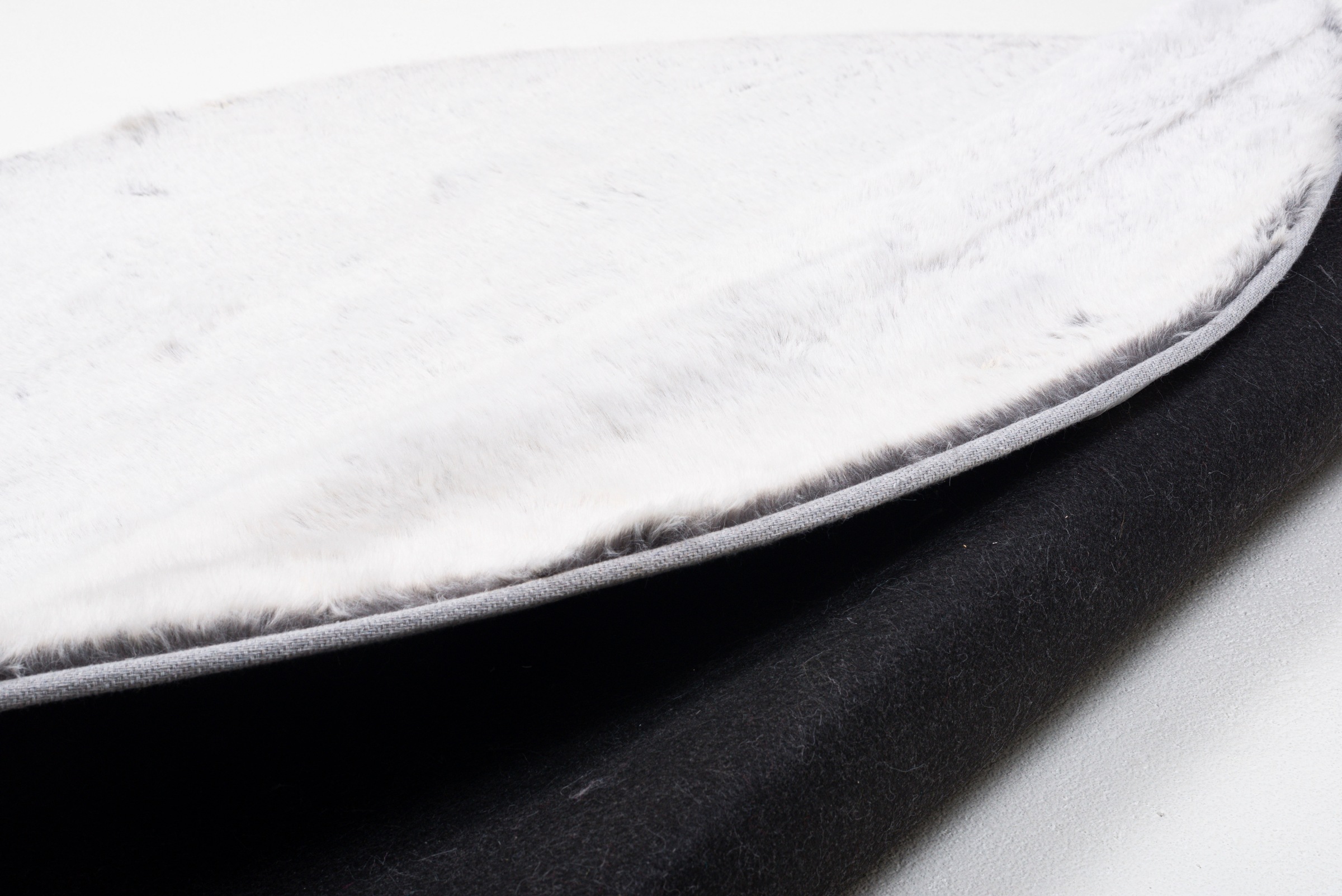 TOM TAILOR HOME Fellteppich »Furry«, rund, 25 mm Höhe, Kunstfell, Hochflor, extrem weiche Haptik