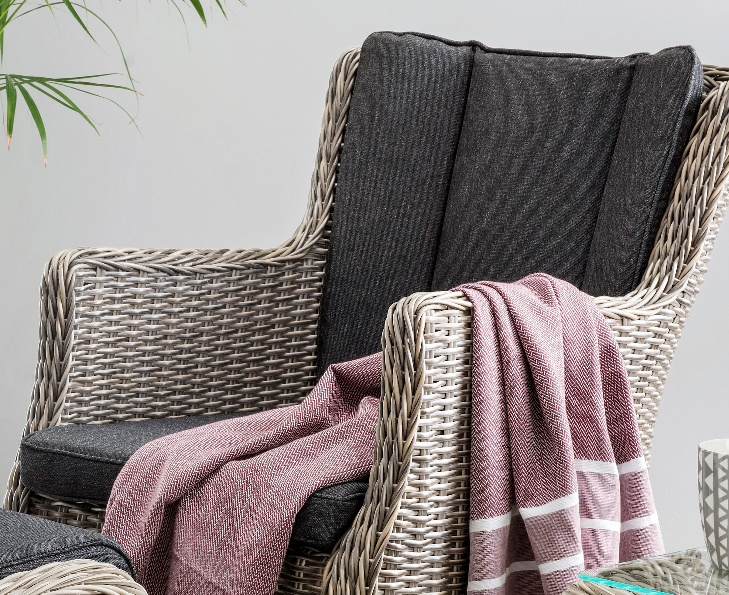 Destiny Garten-Essgruppe »PALMA LUNA«, (16 tlg., 2x Schenkel, 1x Eckmodul, 2x Sessel, 1x Tisch, inkl. Auflagen), Aluminium, Polyrattan