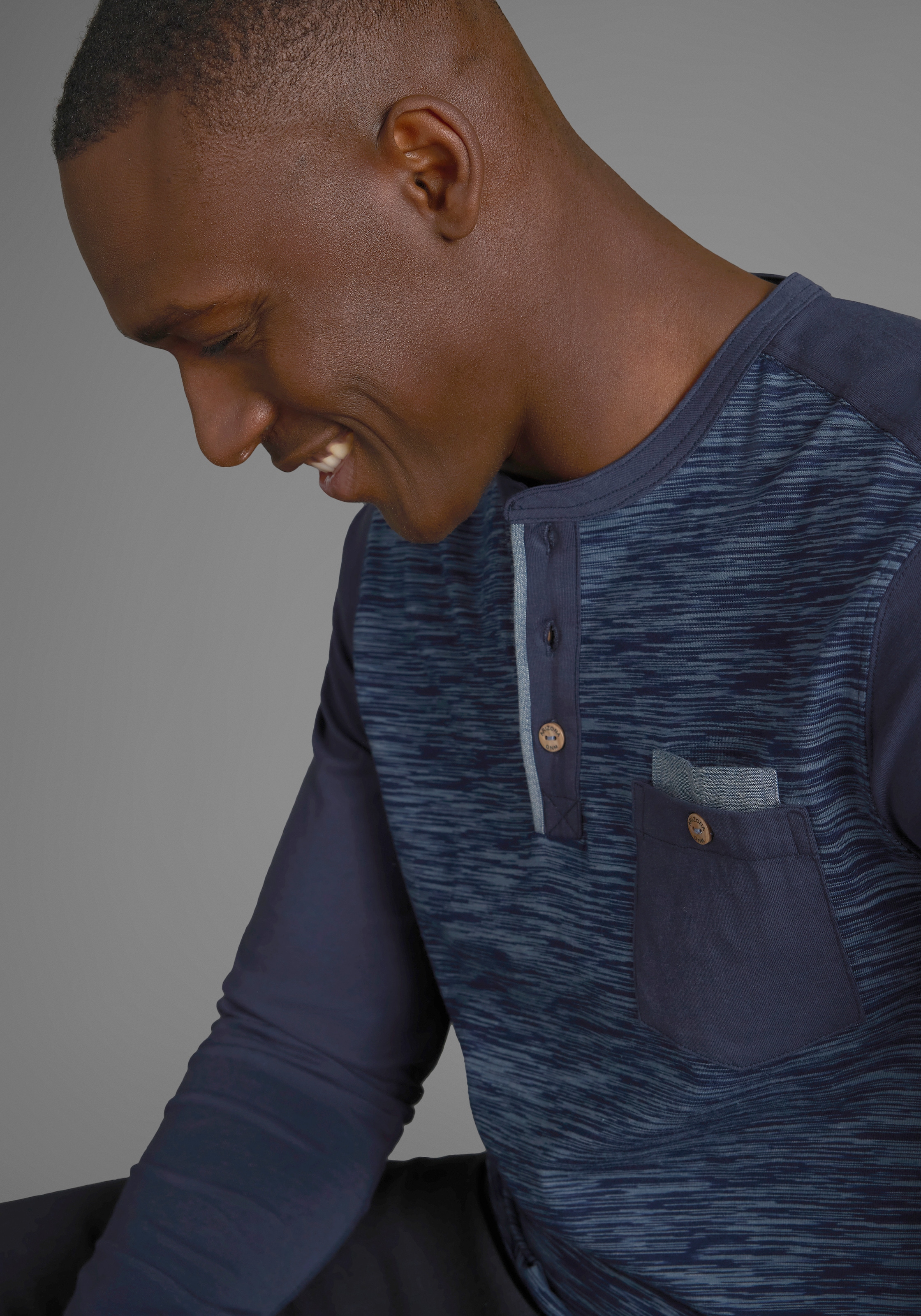 Arizona Longsleeve, Langarm, melierte Optik, Rundhalsausschnitt mit Knopfleiste