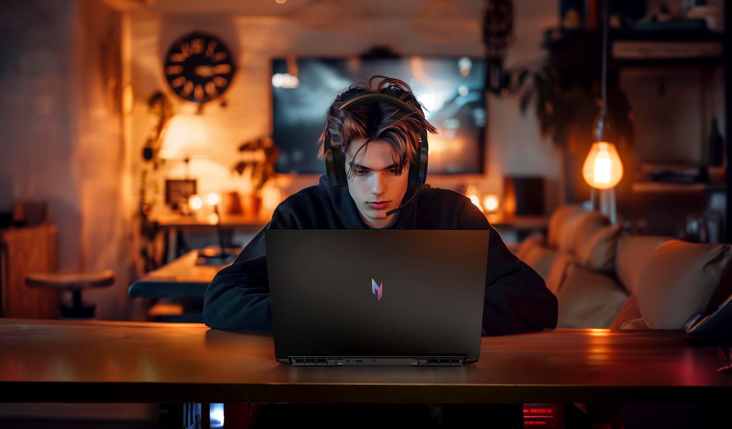 Acer Gaming-Notebook »Nitro V ANV17-41 RTX 5050/5060/5070« 43,94 cm / 17,3 ″ AMD Ryzen 7 GeForce RTX 5070 1.000 GB SSD