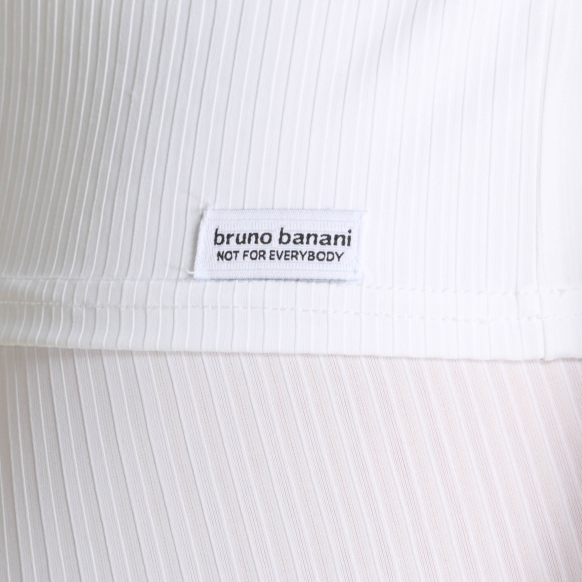Bruno Banani Rundhalsshirt »ANTISTRESS« Kurzarm, Rundhalsausschnitt, Cotton-Mix