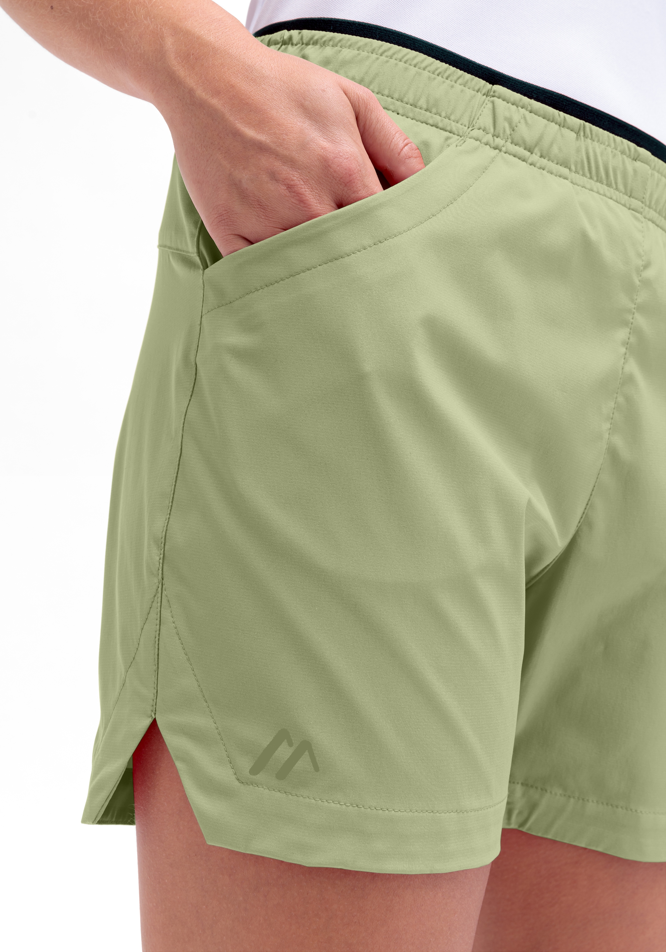 Maier Sports Outdoorhose »Fort Shorts W«  kurze Hose Damen, luftige Wanderhose, leichte Outdoorhose, Reg Fit