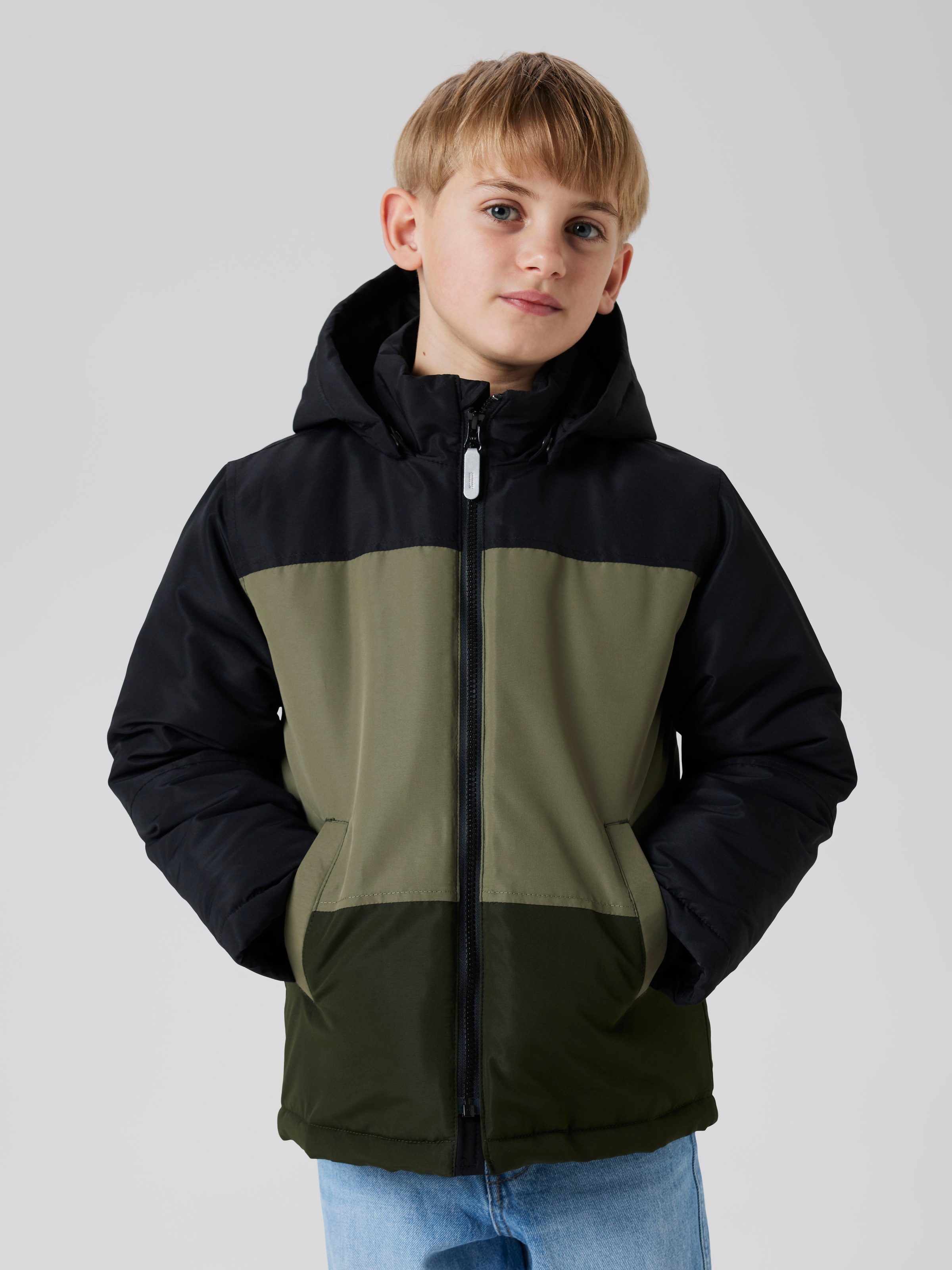 Name It Outdoorjacke »Nkmmax Pa Jacket Block Noos« Mit Kapuze Mit Dekorativen Und Reflektierenden Details