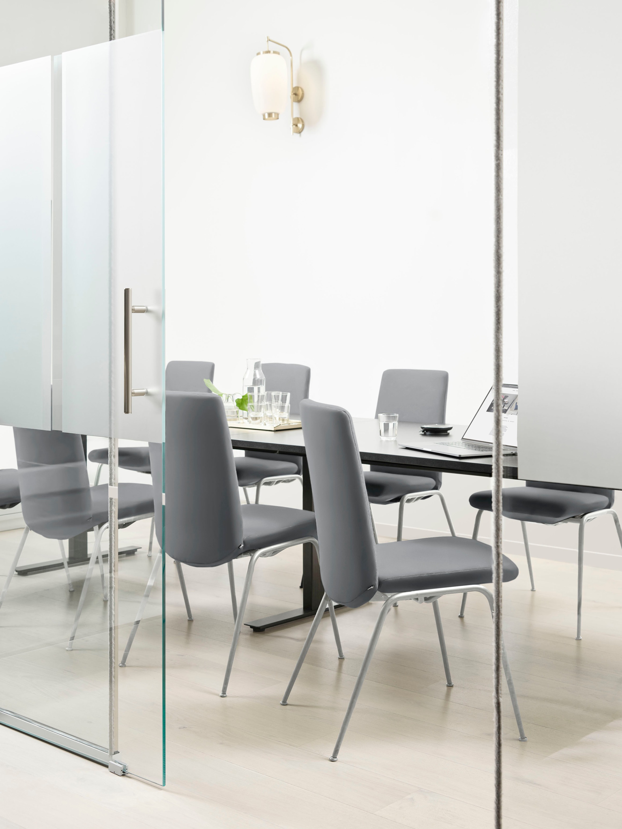 Stressless® Polsterstuhl »Laurel«, Leder BATICK, Low Back, Größe L, mit Beinen aus Stahl in Chrom matt