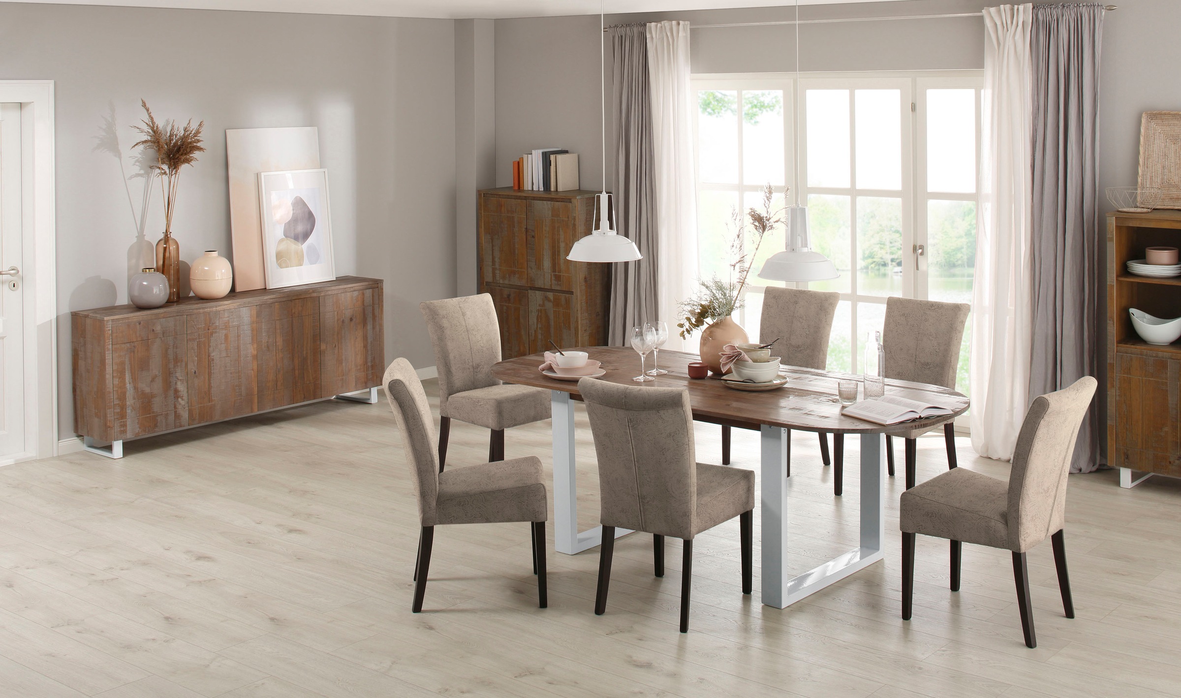 Home affaire Esszimmerstuhl »Queen«, (Set), 4 St., Luxus-Microfaser mit Druck, Beine aus massiver Buche, wengefarben lackiert, Polsterstuhl