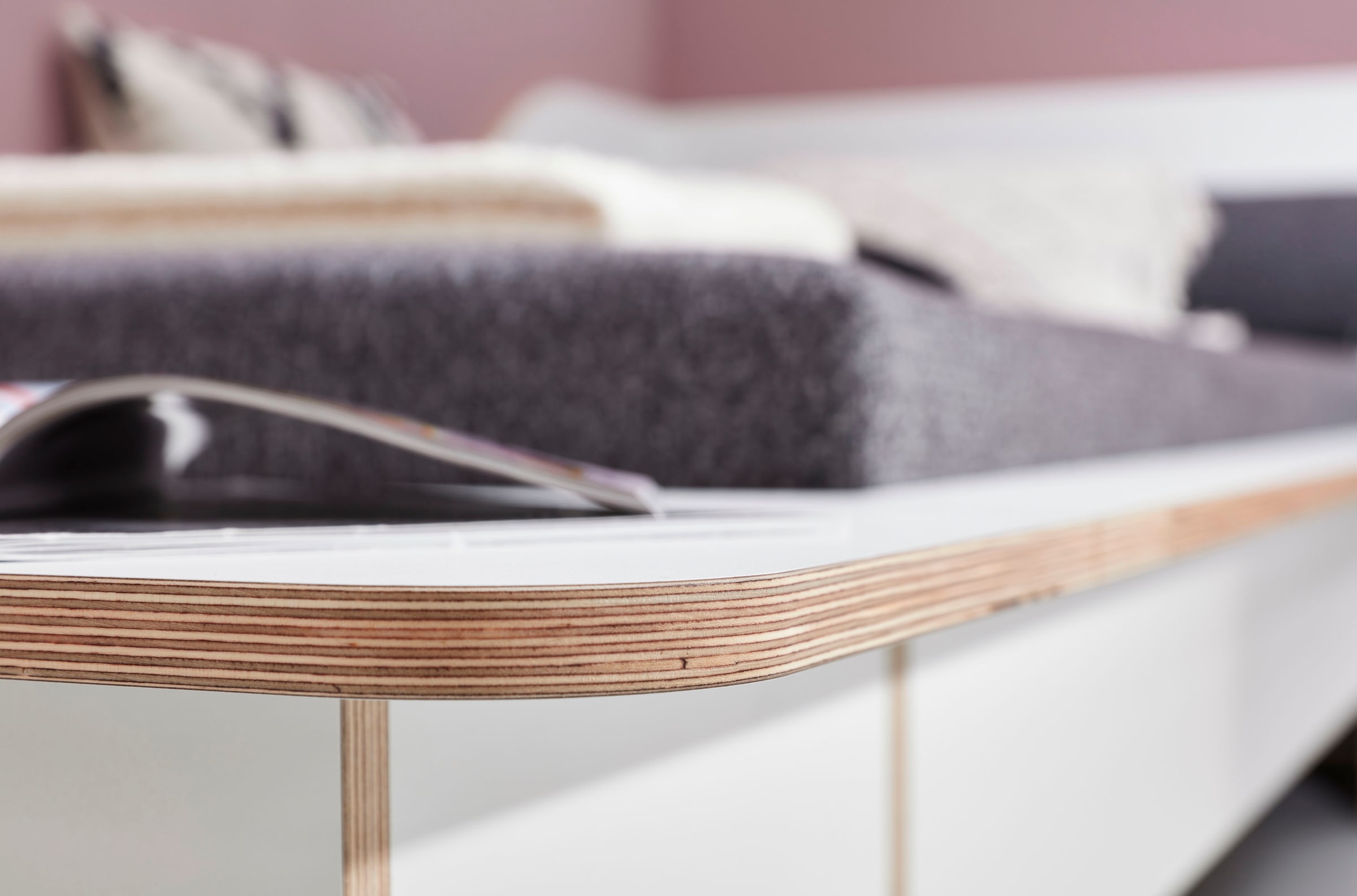 Müller SMALL LIVING Funktionsbett »PLANE«, aus Birkenschichtholz mit  geschwungenem Seitenteil auf Rechnung kaufen