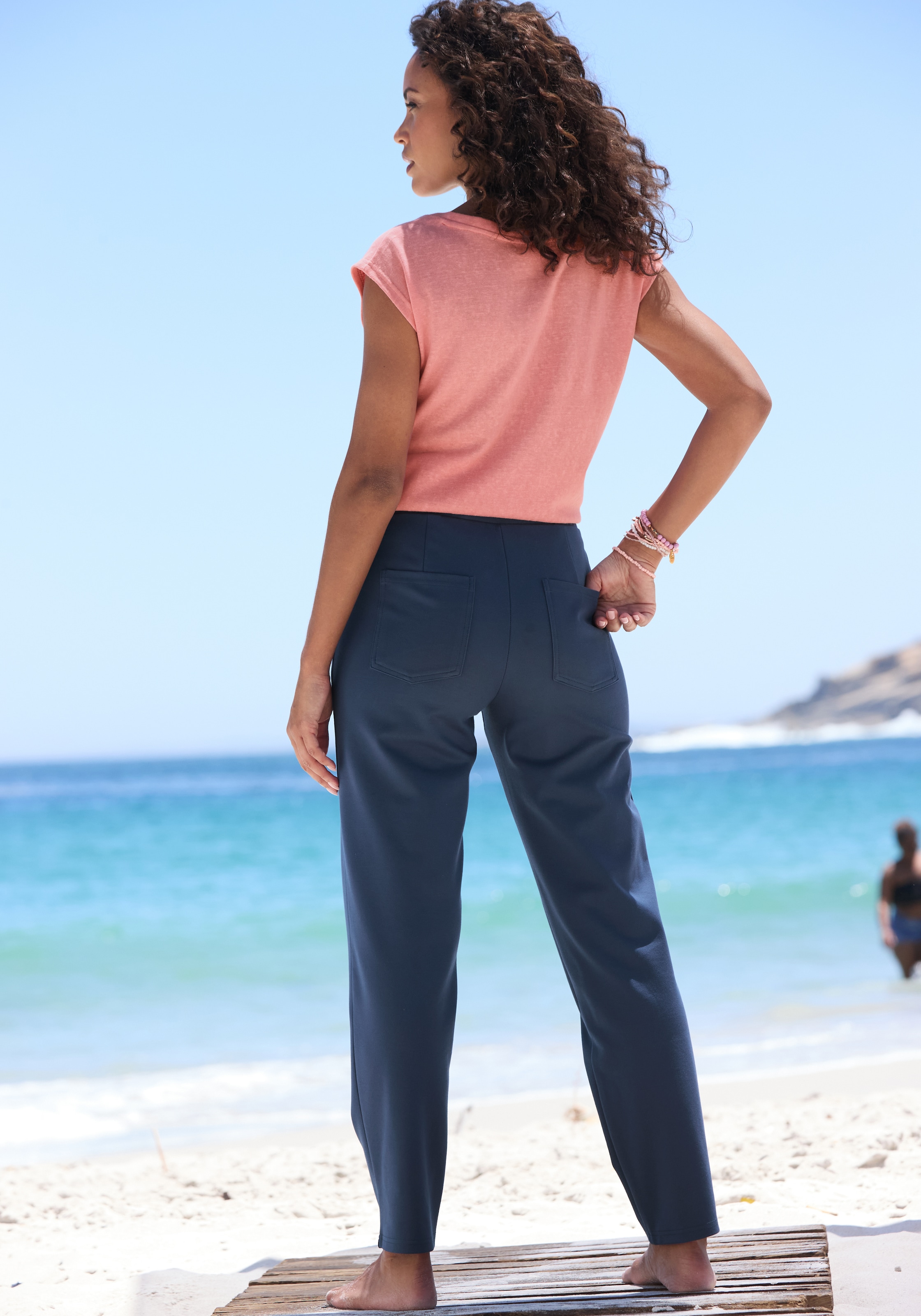 Beachtime by Lascana V-Shirt »aus leichter Strukturware mit Effektgarn« luftiges Sommershirt, T-Shirt mit V-Ausschnitt, Strandshirt, casual
