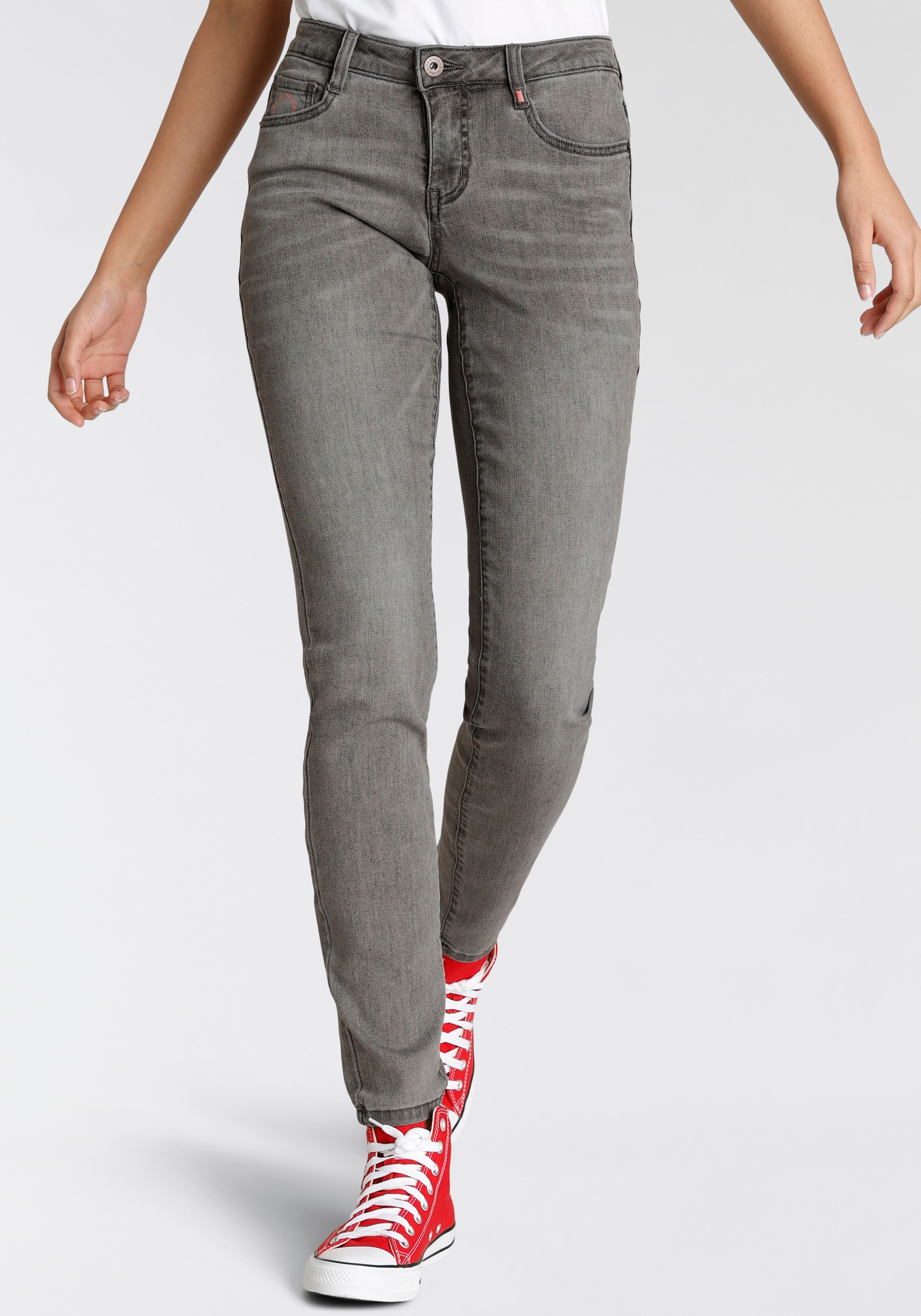 Alife & Kickin Low-rise-Jeans »NolaAK«, NEUE KOLLEKTION kaufen