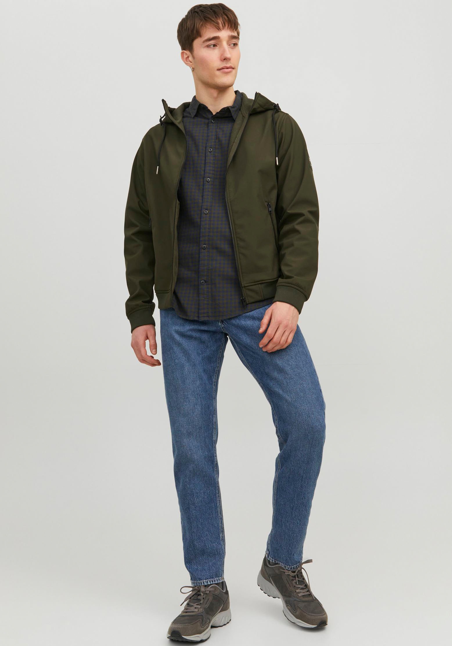 Jack & Jones Softshelljacke »JJEBASIC SOFTSHELL HOOD NOOS«, mit Kapuze