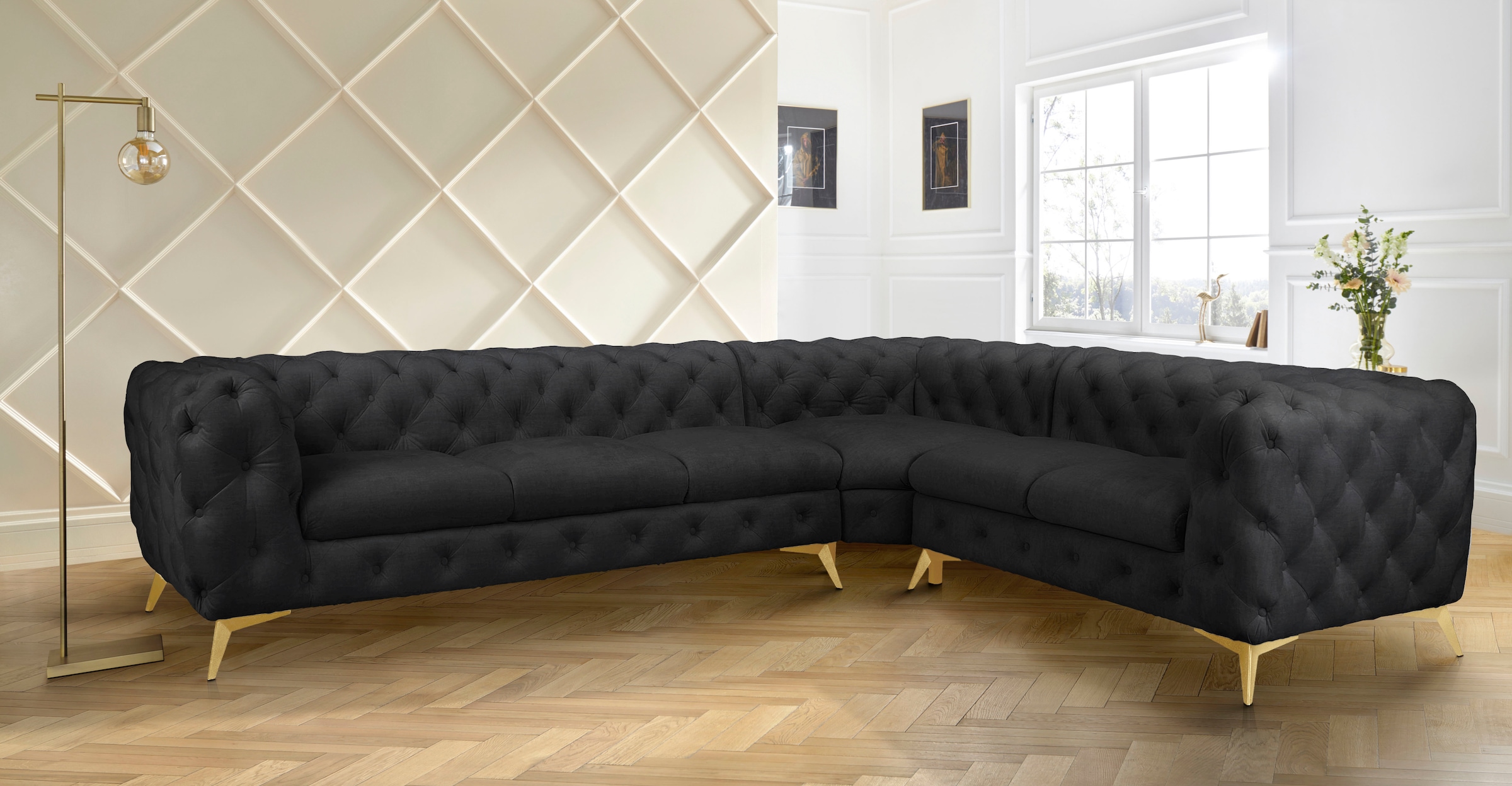 Leonique Chesterfield-Sofa »Ecksofa GLYNIS L-Form mit Wellenunterfederung, Maße B/T/H 323/264/75cm«, aufwändige Knopfheftung, moderne Chesterfield Optik, Fußfarbe wählbar