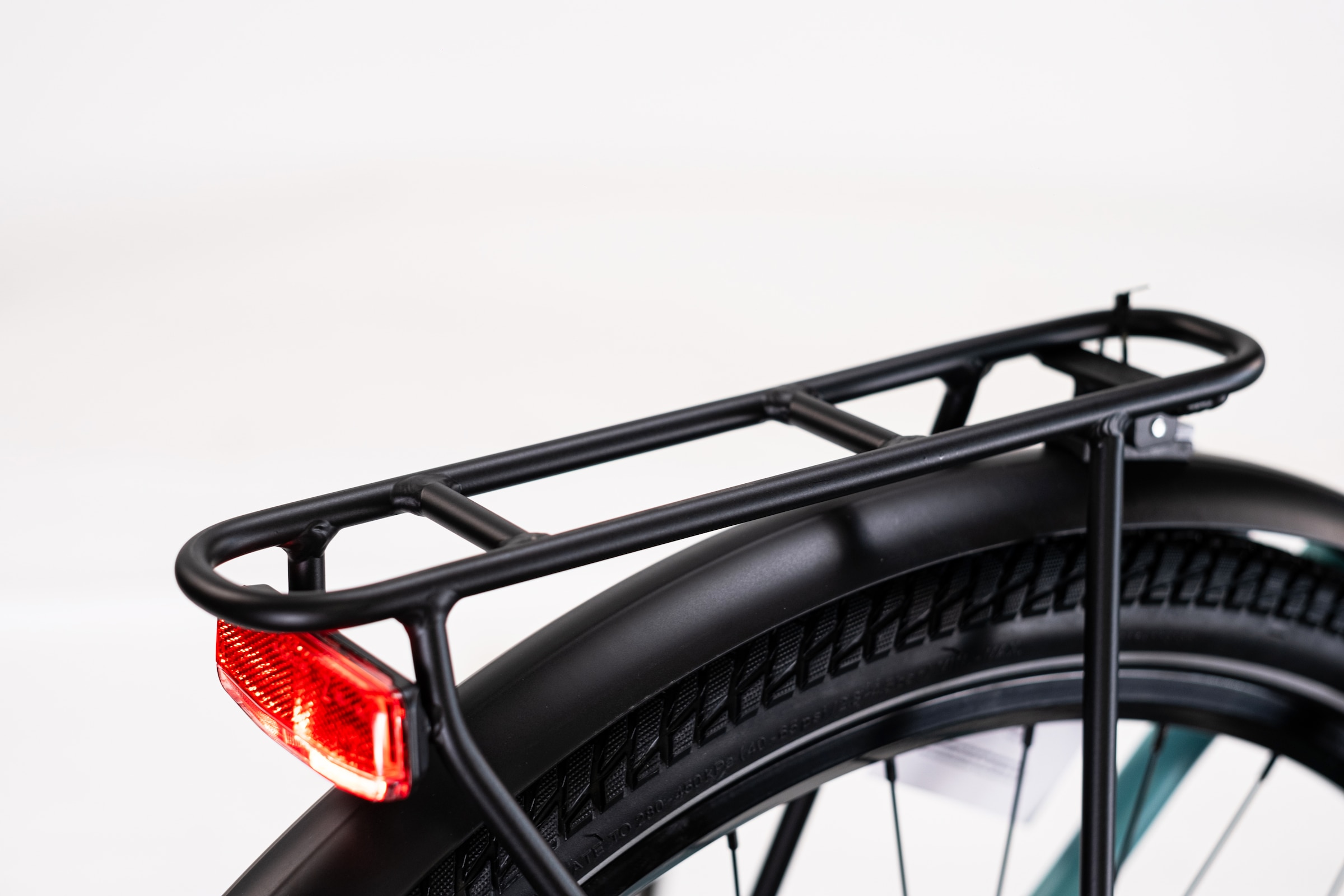 PUCH »PUCH C5.3 ALIVIO / BOSCH 500 Wh 28" grün 9-Gänge« 9 Gang Shimano Alivio RDM3100 Schaltwerk Kettenschaltung Mittelmotor 250 W BOSCH PERFORMANCE LINE 36 V/250 W, Mittelmotor