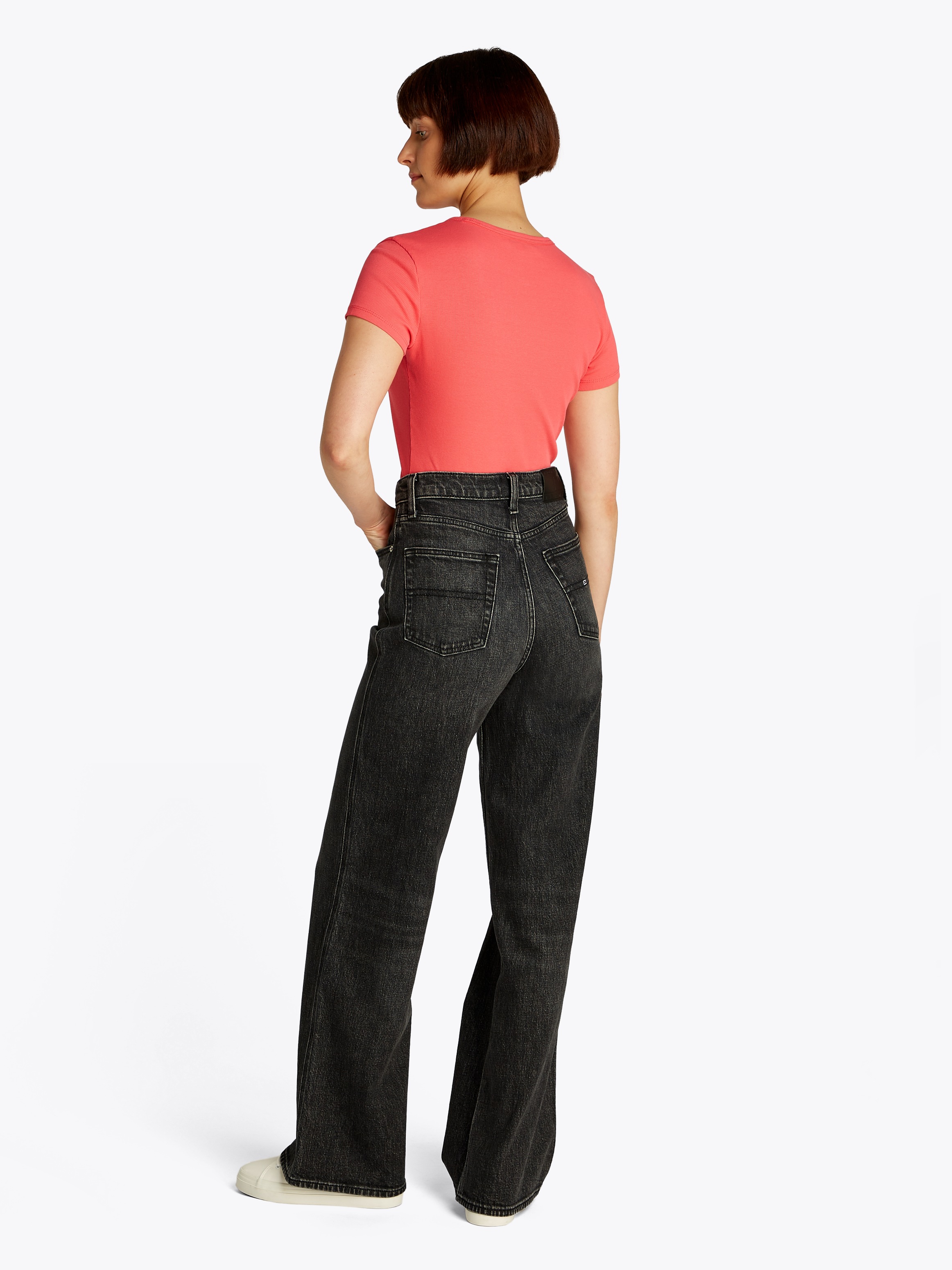 Tommy Jeans Weite Jeans »Claire High Rise«, mit Logo-Badge