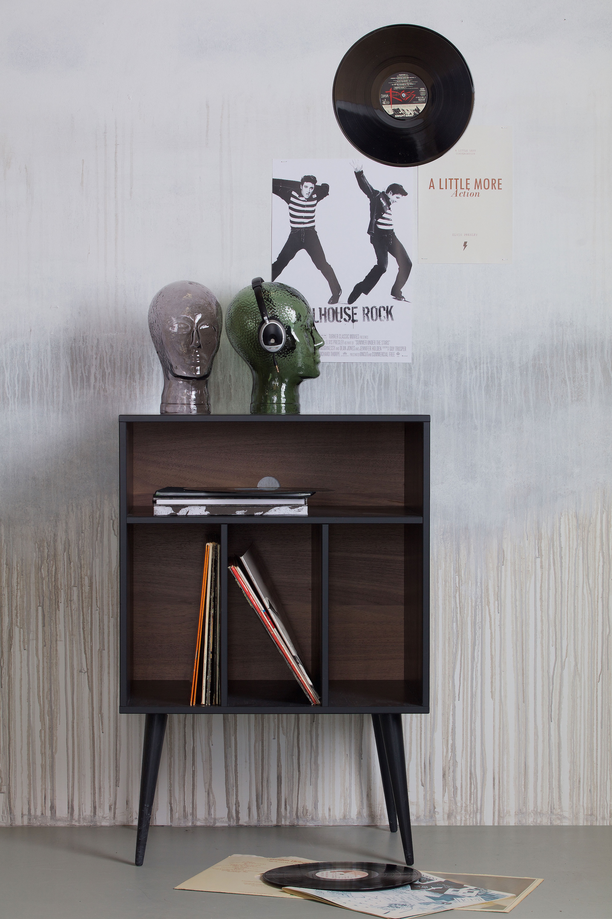 WOOOD Sideboard »James mit Massivkiefer und sichtbare Maserung B 60 x T 44 x H 83 cm« Mit Kabelöffnung, MDF mit Nussbaumoptik, einfach zu montieren