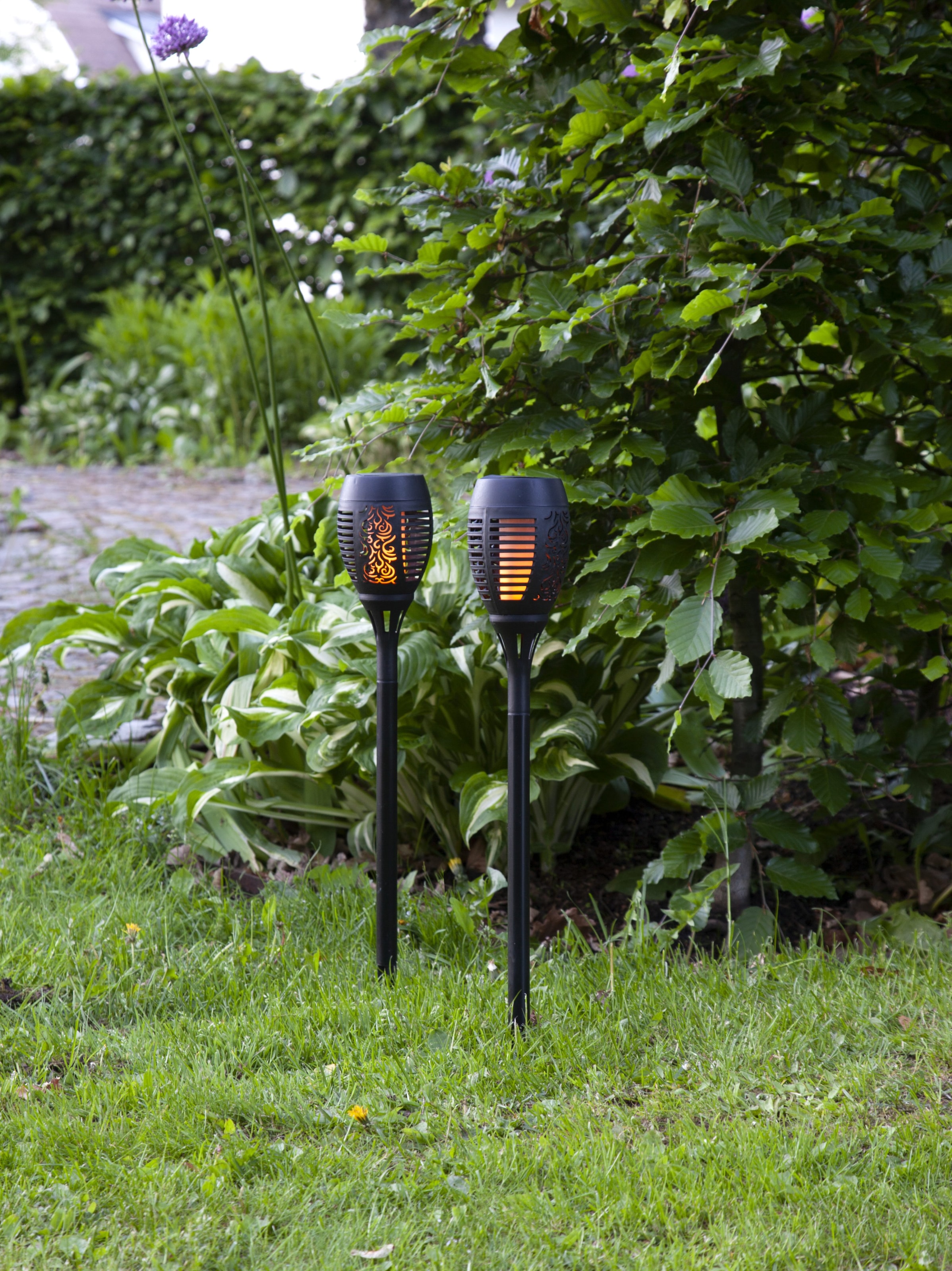 Parforce Traditional Hunting LED Solarleuchte »Solar-Fackel« LED-Board 2 Stk. Extra-Warmweiß 2er-Set, Flammen-Effekt, je 36 Lichtpunkte, Dämmerungssensor