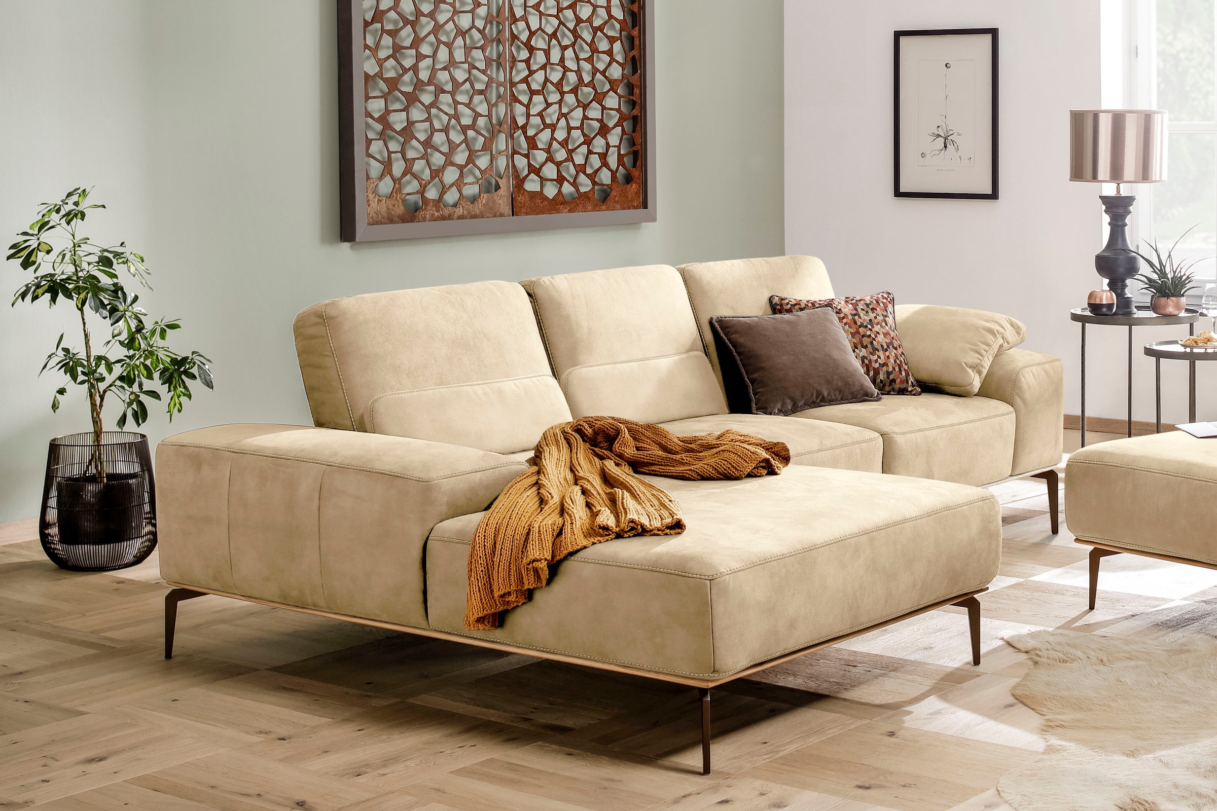 W.SCHILLIG Ecksofa »run, Designsofa mit tollem Sitzkomfort, bequem, L-Form«, mit Holzsockel, Füße in Bronze pulverbeschichtet, Breite 279 cm