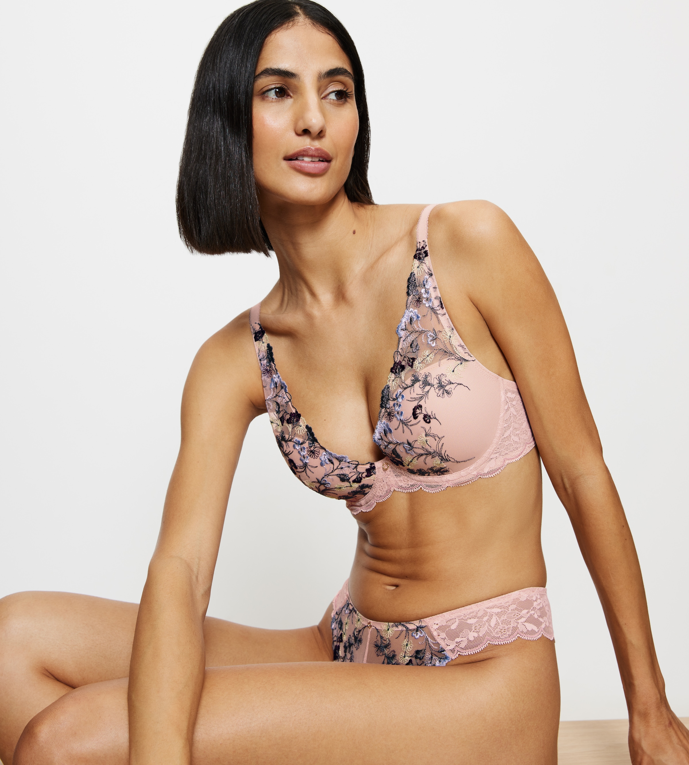 Triumph Schalen-BH »Sensual Spotlight WP« mit Stickerei