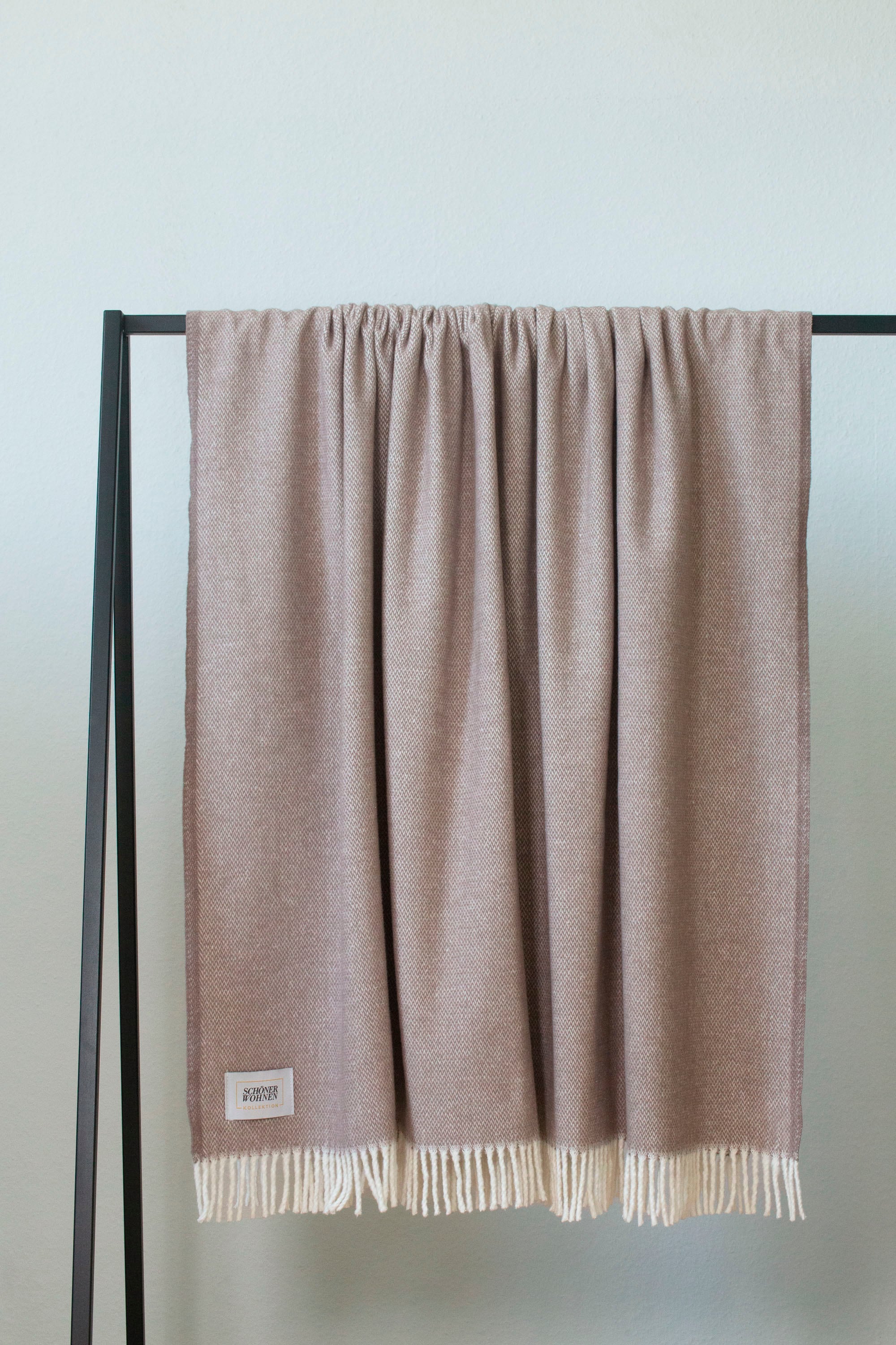 SCHÖNER WOHNEN-Kollektion Wohndecke »Relax«, mit Fransen, Kuscheldecke