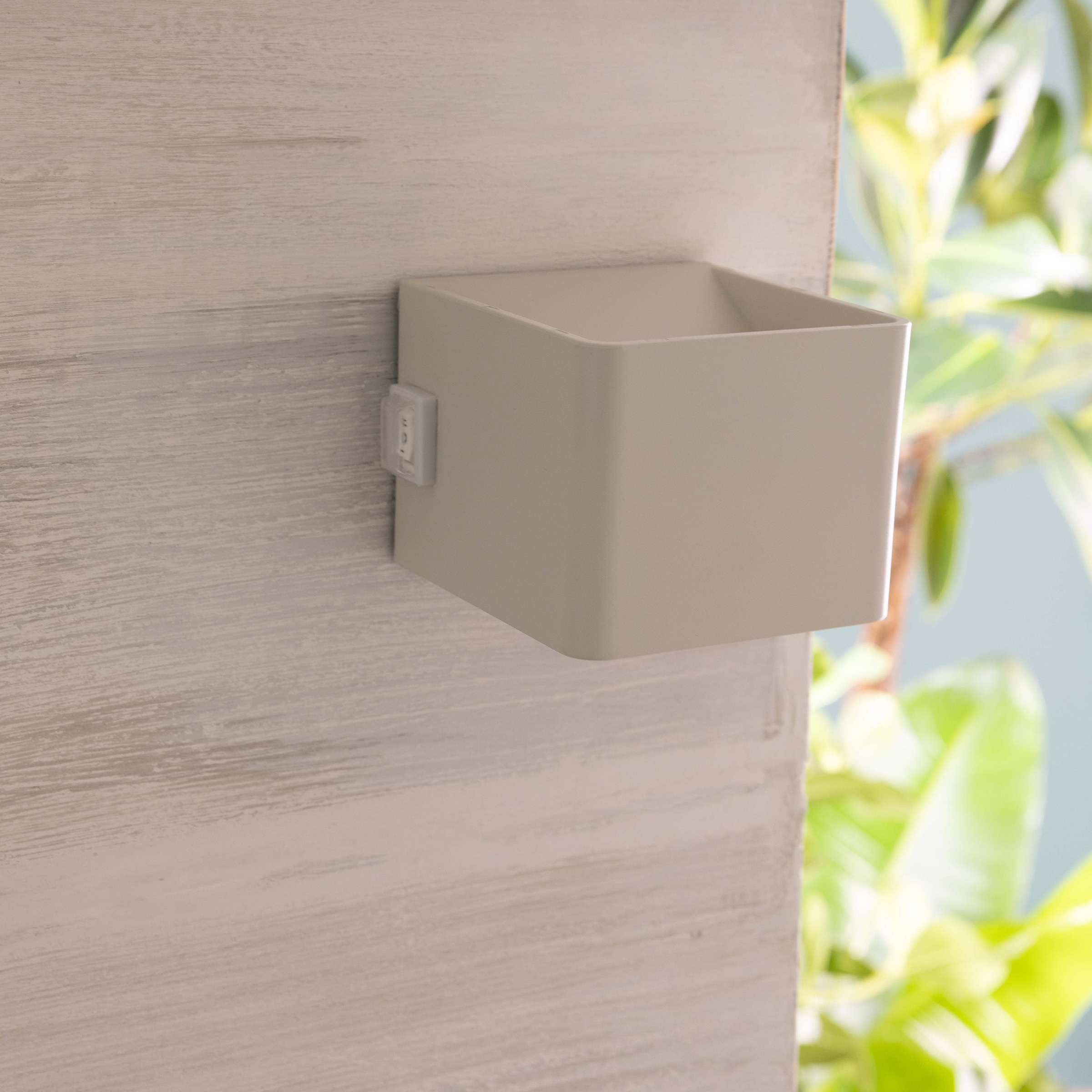 Brilliant Außen-Wandleuchte »Iseo - portable Akkuleuchte inkl. Magnetplatte«, 1 flammig, Leuchtmittel LED-Modul | LED fest integriert, Akku, 300 lm, 3000 K, USB, schwarz, mobile Außenlampe, Wandlampe