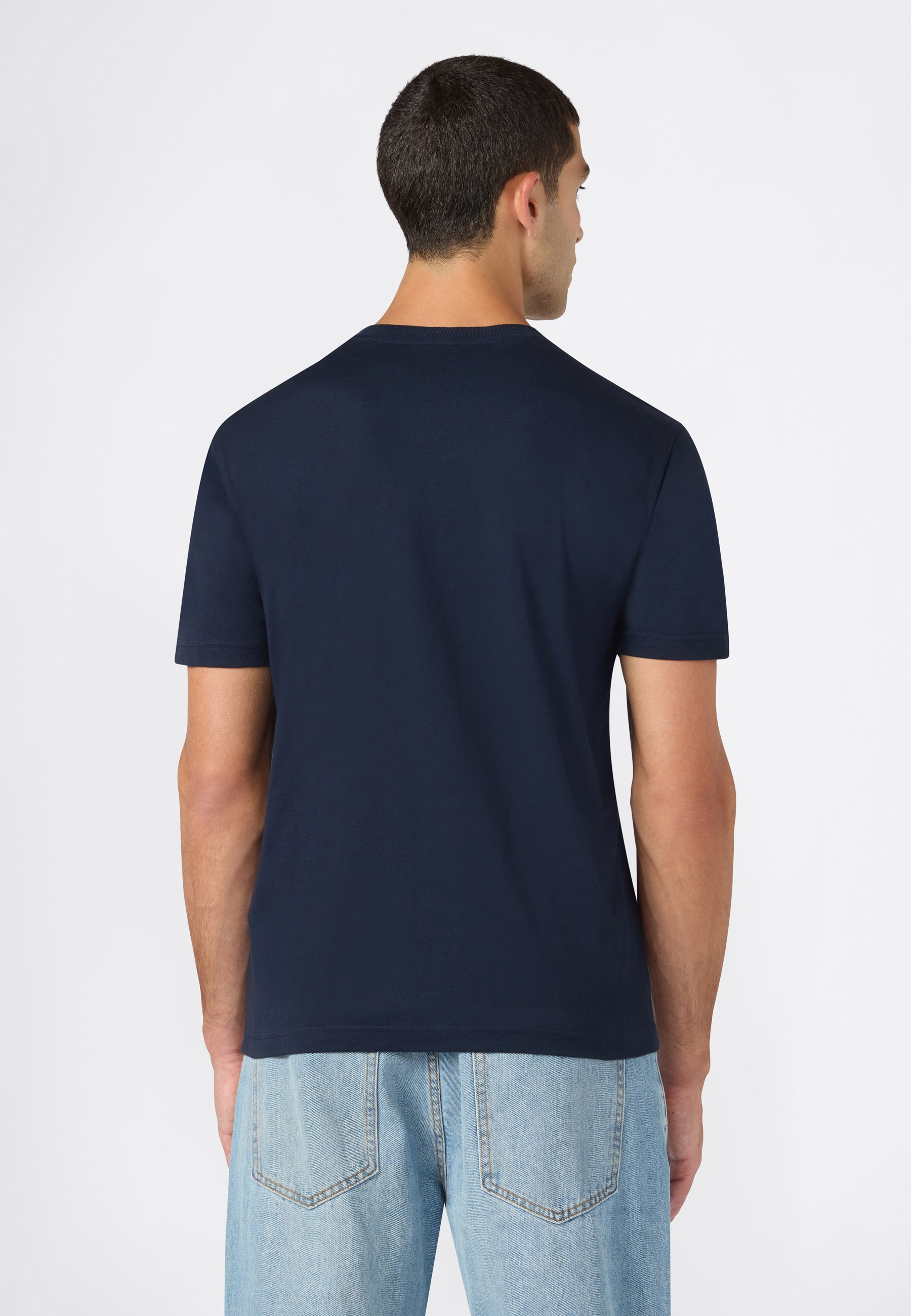 Champion T-Shirt »SPORTWEAR T-SHIRT Standard Fit« mit sportlichem Look, Kurzarm-Design, aus Baumwolle, Standard Fit
