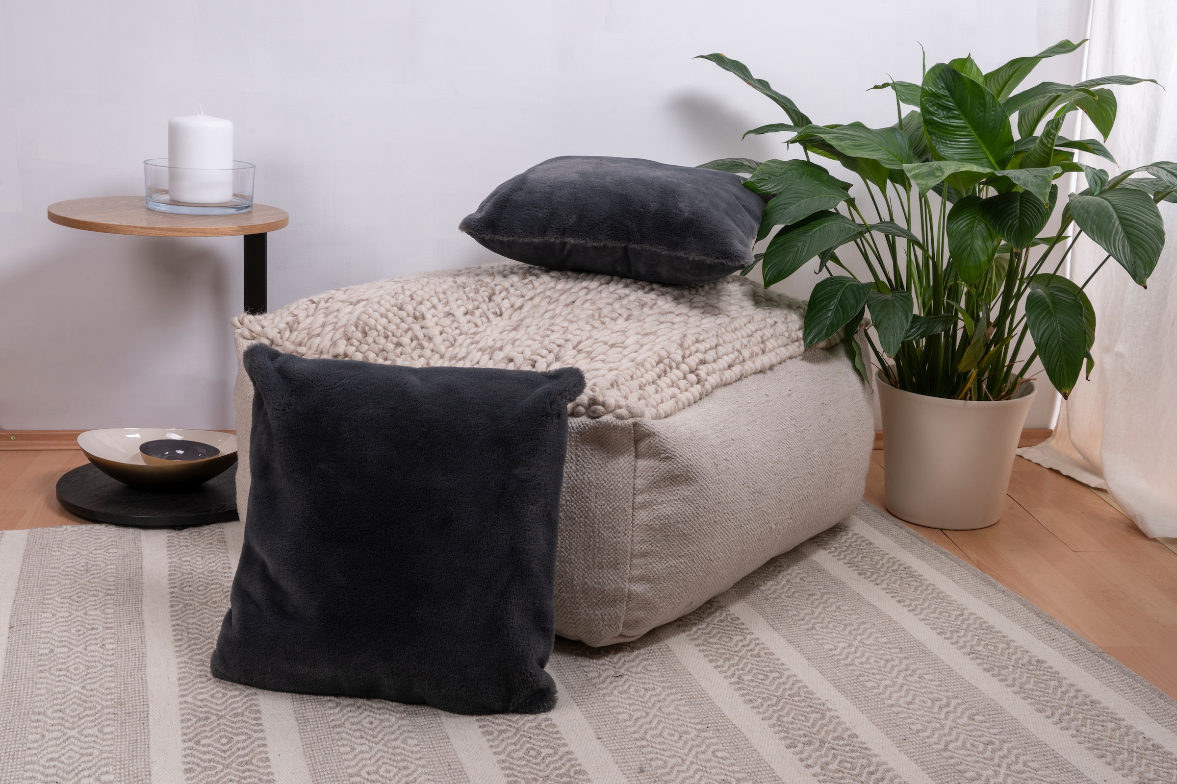 Kenda Sand Fellkissen »Dekokissen Aimee 625 2er-Set«, Kissen inkl. Füllung mit flauschigem Stoffbezug