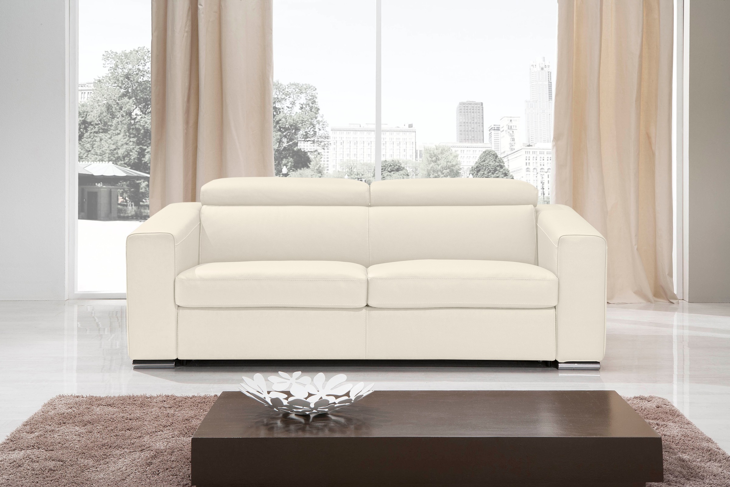 Egoitaliano Schlafsofa »Cabiria, Design und super Sitz- und Liegekomfort«, Sofa inkl. Schlaffunktion, Kopfteile verstellbar, mit Metallfüßen