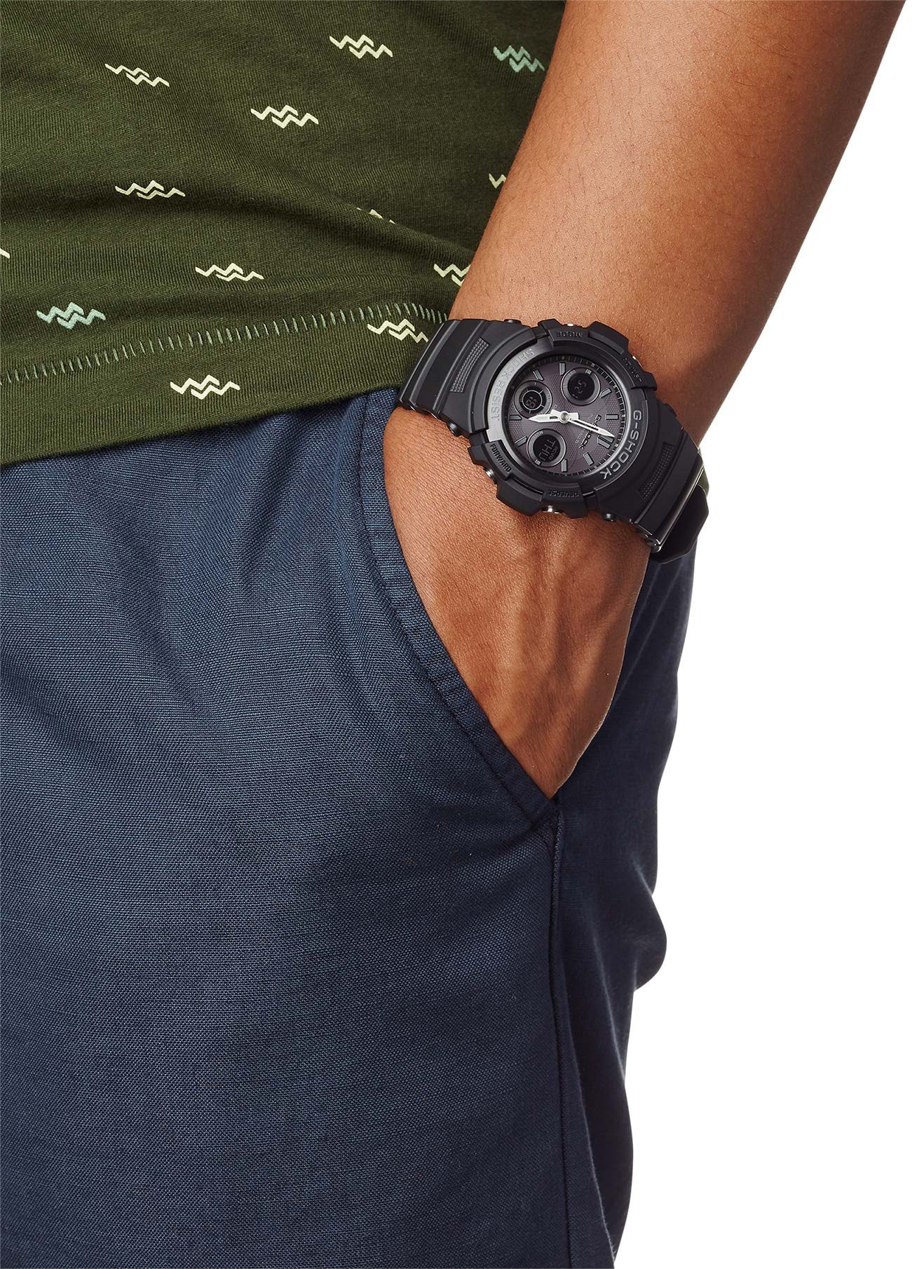 CASIO G-SHOCK Funkchronograph, Solaruhr, Armbanduhr,Herrenuhr,digital bis 20 bar wasserd.Resinarmband