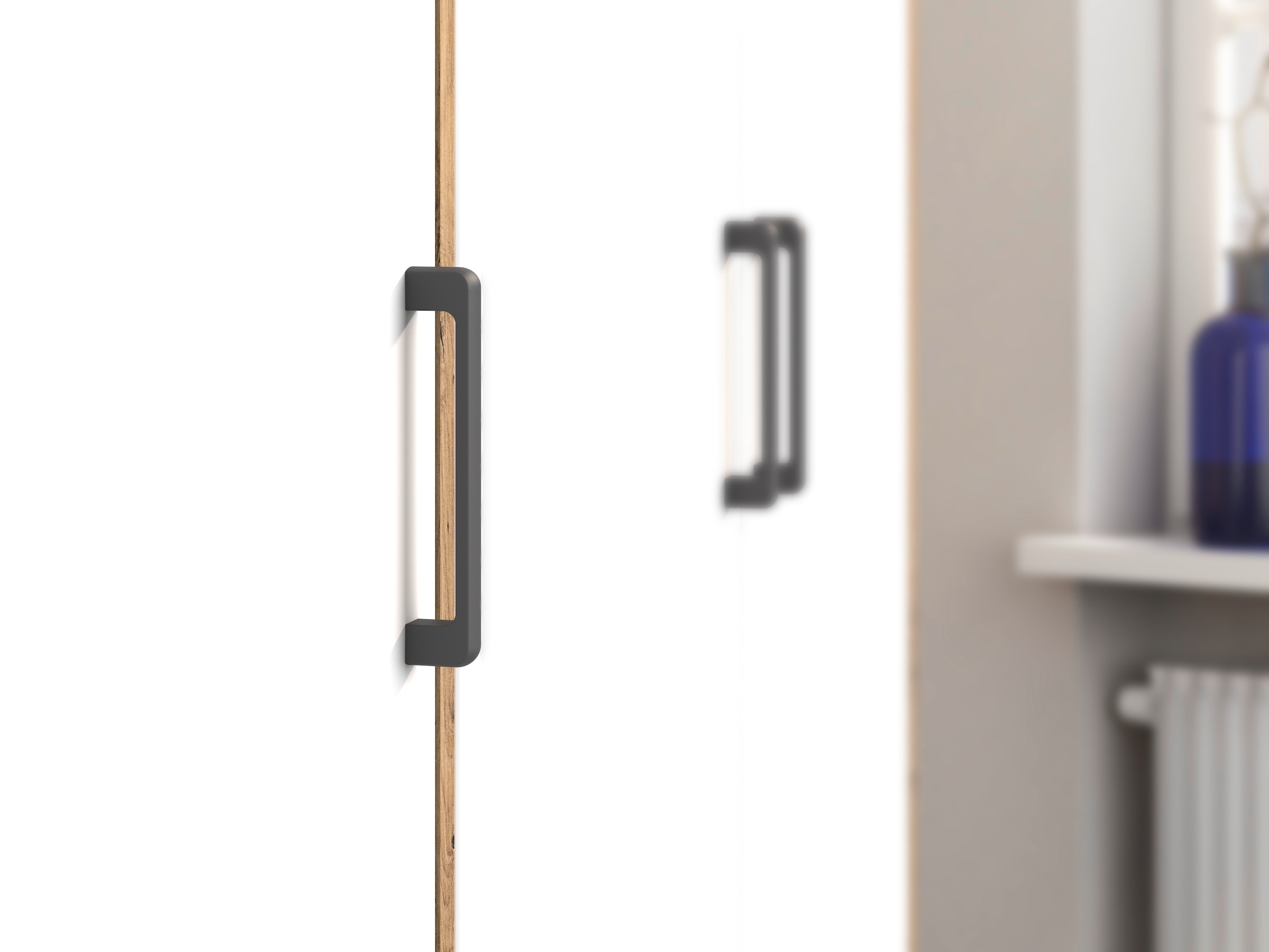 rauch Drehtürenschrank »Kleiderschrank Schrank Garderobe Wäscheschrank VOYAGER«, (in 3 verschiedenen Ausstattungen BASIC/CLASSIC/PREMIUM), moderne Griffe in Graumetallic mit Außenschubkästen MADE IN GERMANY