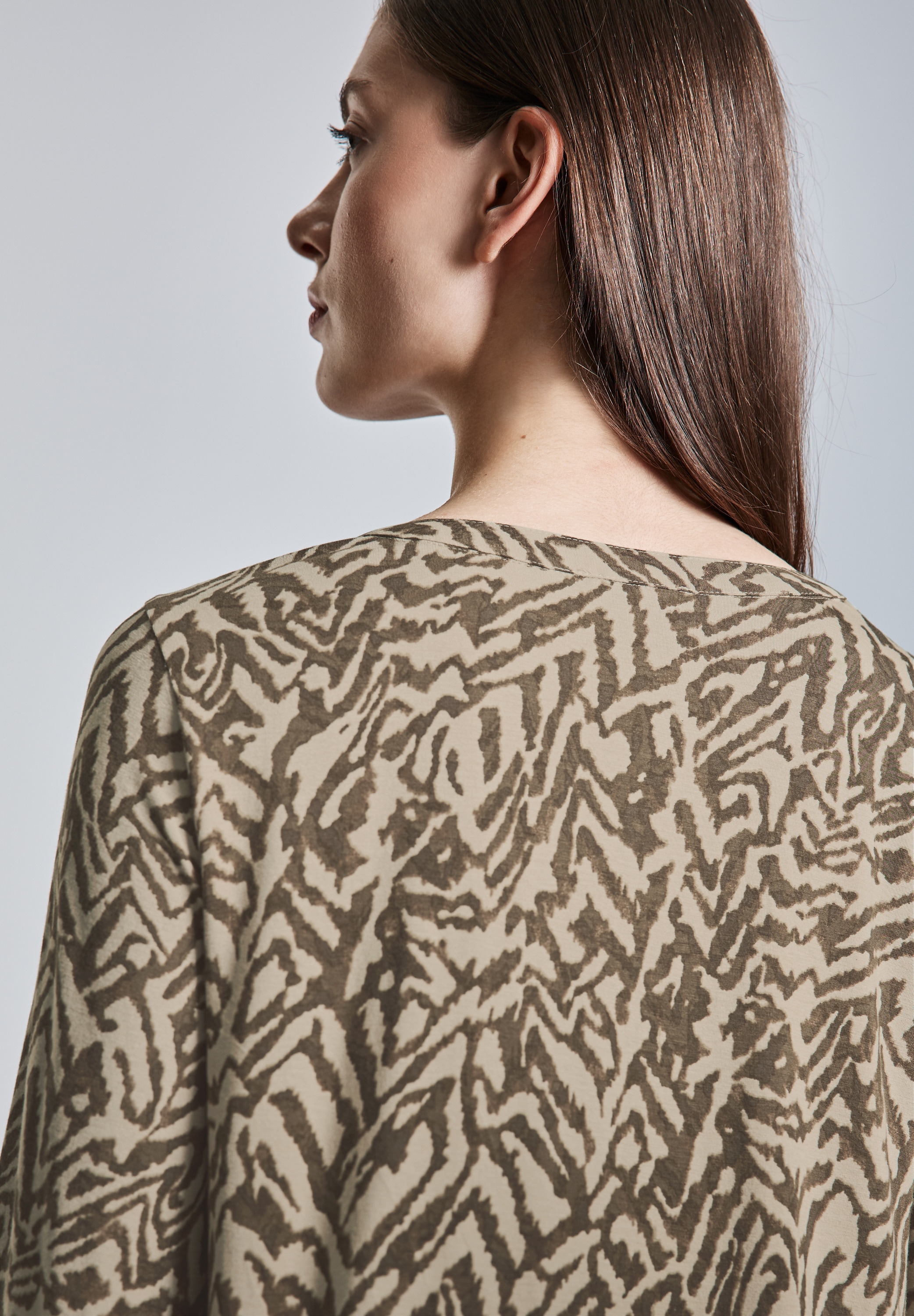 STREET ONE Blusenshirt, mit grafischem Muster
