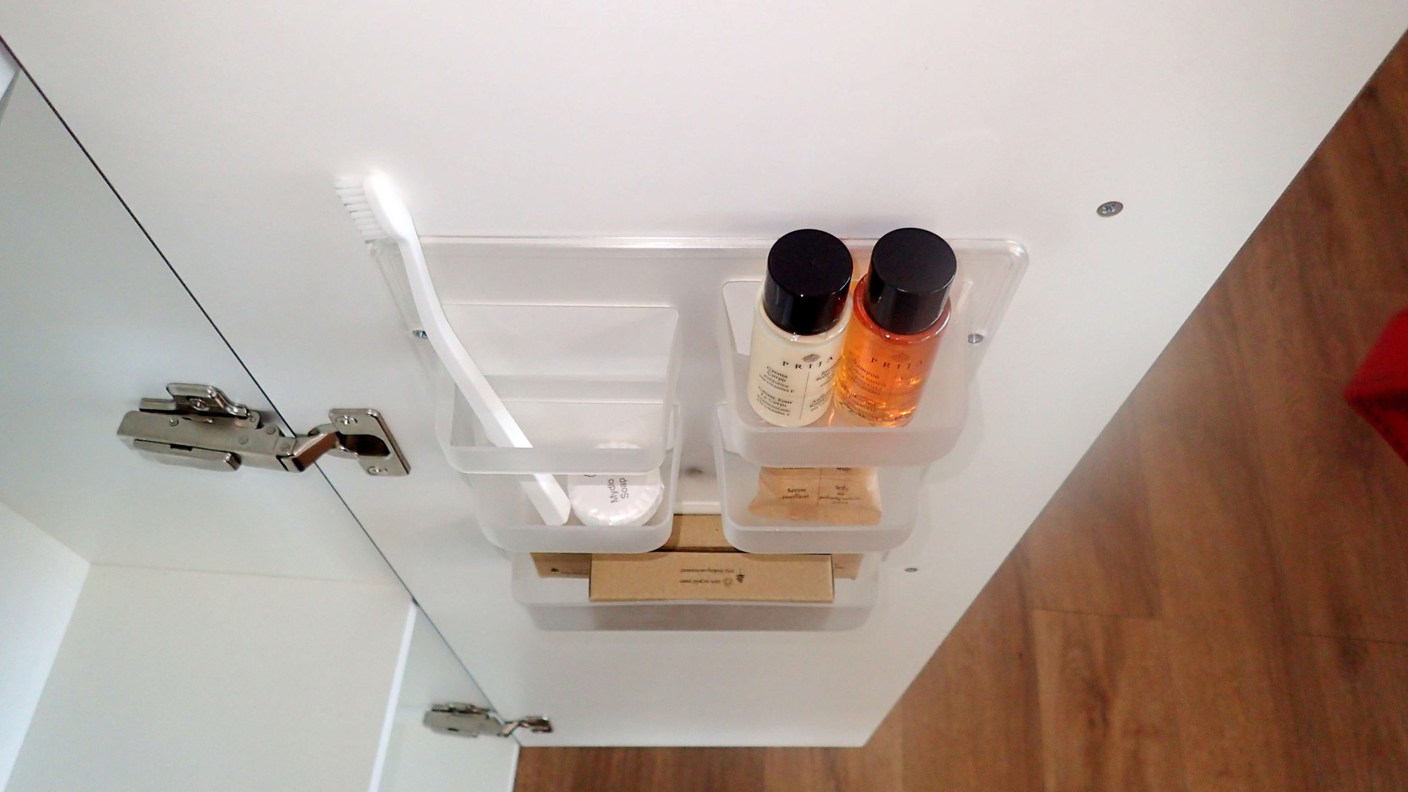 welltime Hochschrank »Scandic«, verspiegelt, mit Soft-Close-Funktion, verschiedene Breiten, FSC®