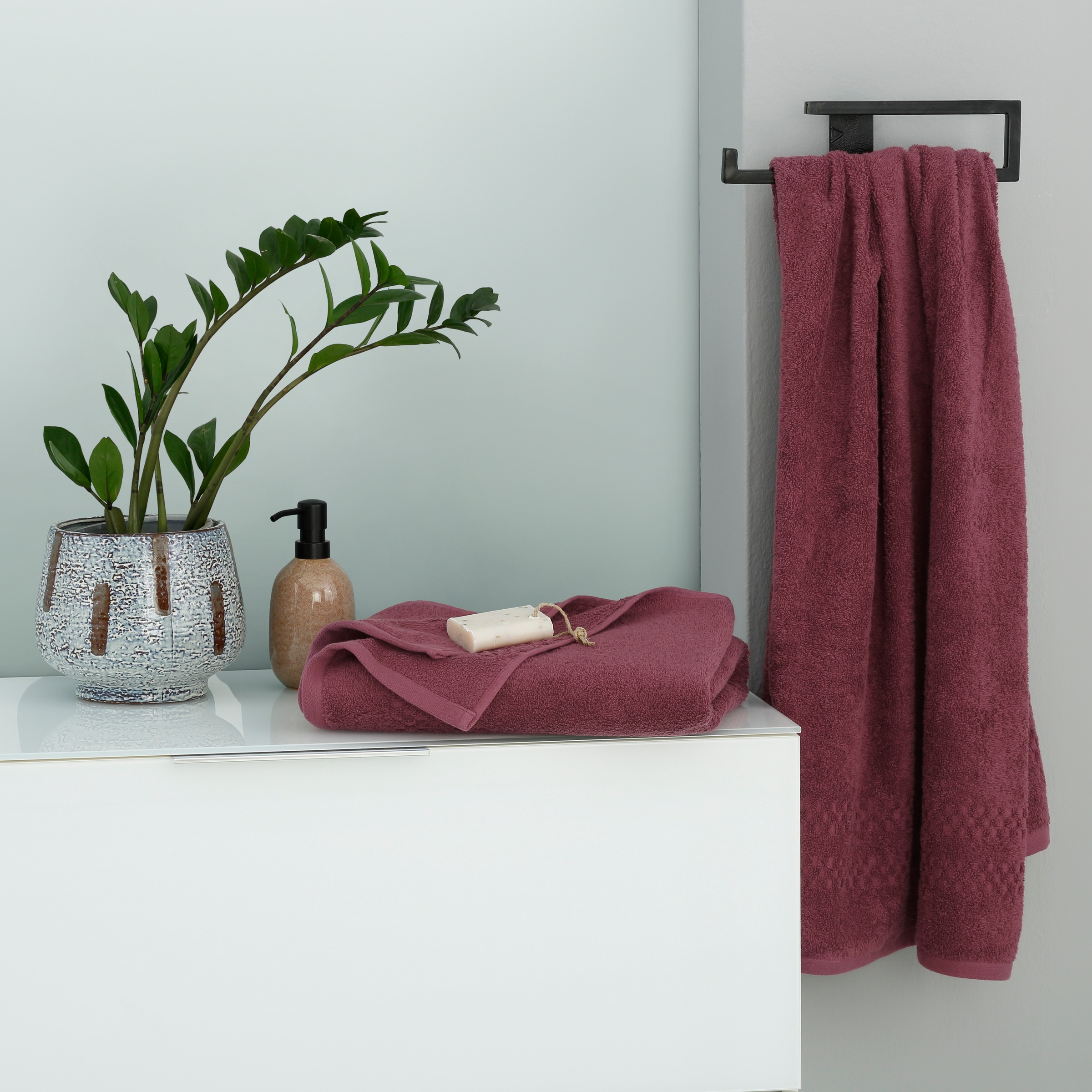 my home Duschtücher »Regona, Duschtücher (70x140cm), flauschig und weich, 500 gr/m²«, (Set, 2 St.), Premium Handtücher mit Bordüre, Handtuch-Set, 100% Baumwolle