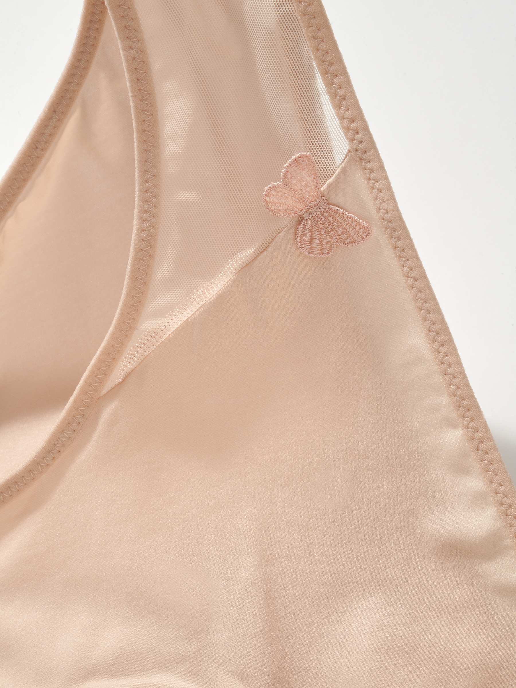 PASSIONATA Slip »MISS JOY« Schmetterlingsmotiv, seitliche Tüll-Einsätze, elastischer Bund