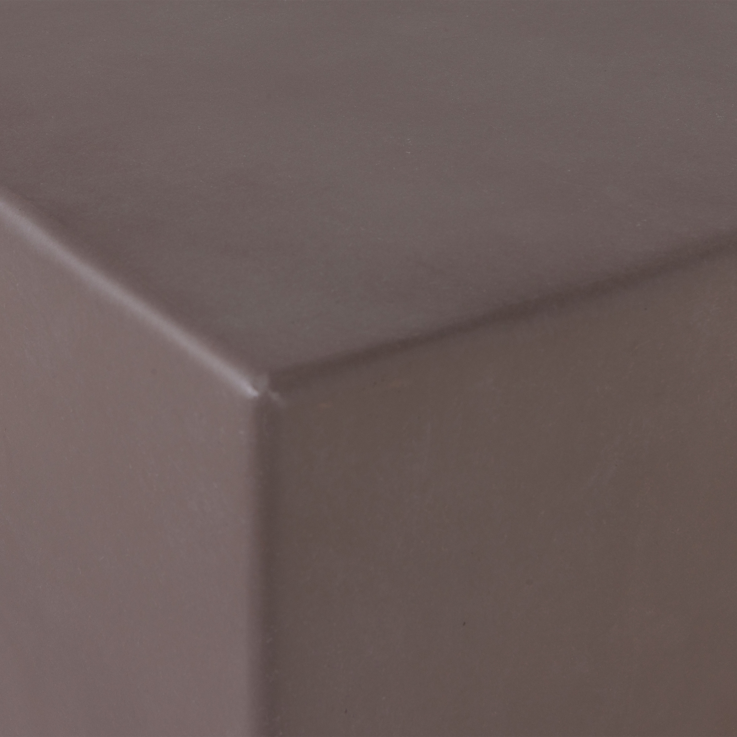 WOOOD Beistelltisch »Zina aus Fiberclay in breiter Ausführung B 50 x T 50 x H 36 cm« Glasfaser-Ton-Verbund mit Betonoptik, vormontiert geliefert