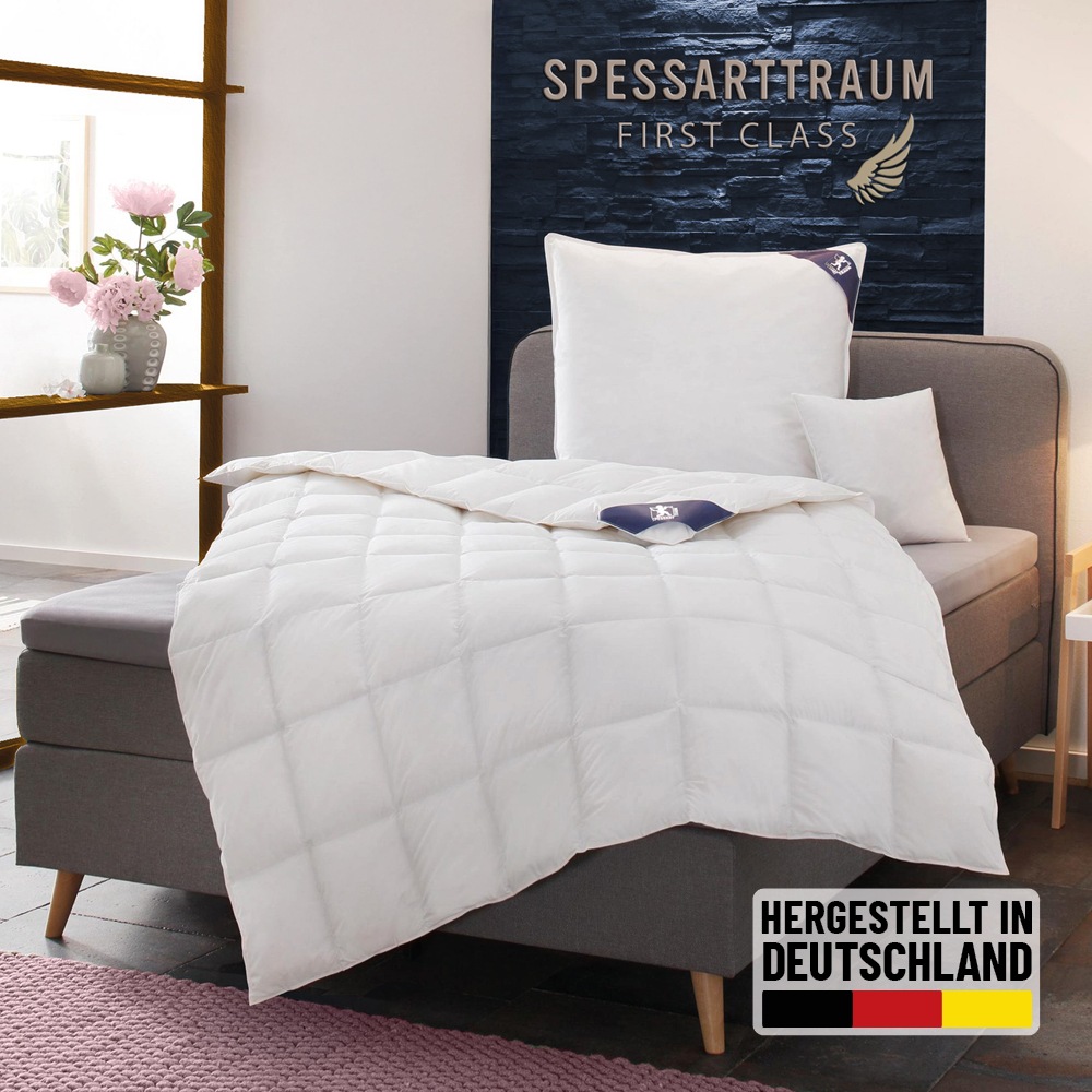 SPESSARTTRAUM Daunenbettdecke »First Class«, extraleicht, Füllung 90% Daune günstig online kaufen