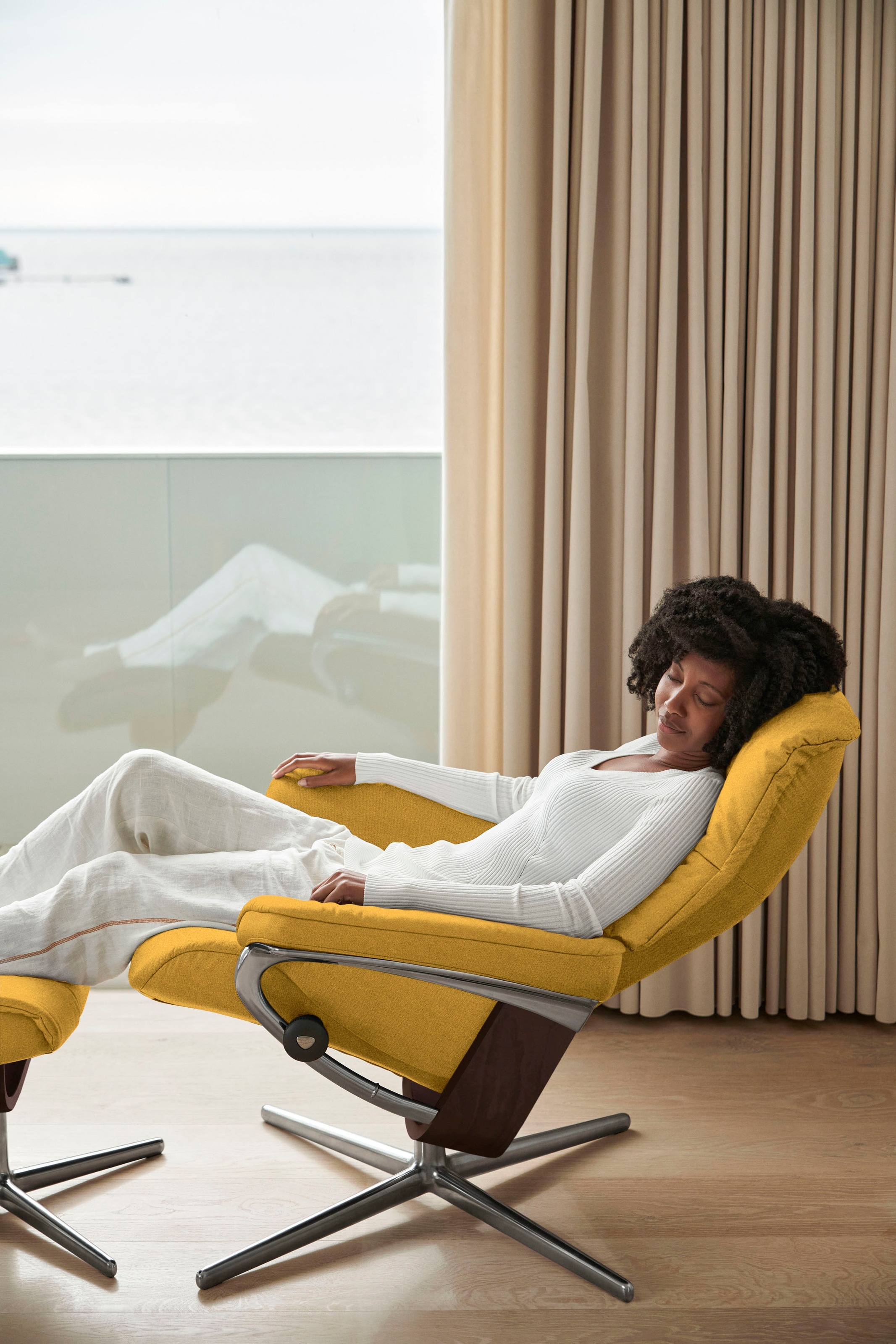 Stressless® Fußhocker »Mayfair«, mit Cross Base, Größe S, M & L, Holzakzent Braun