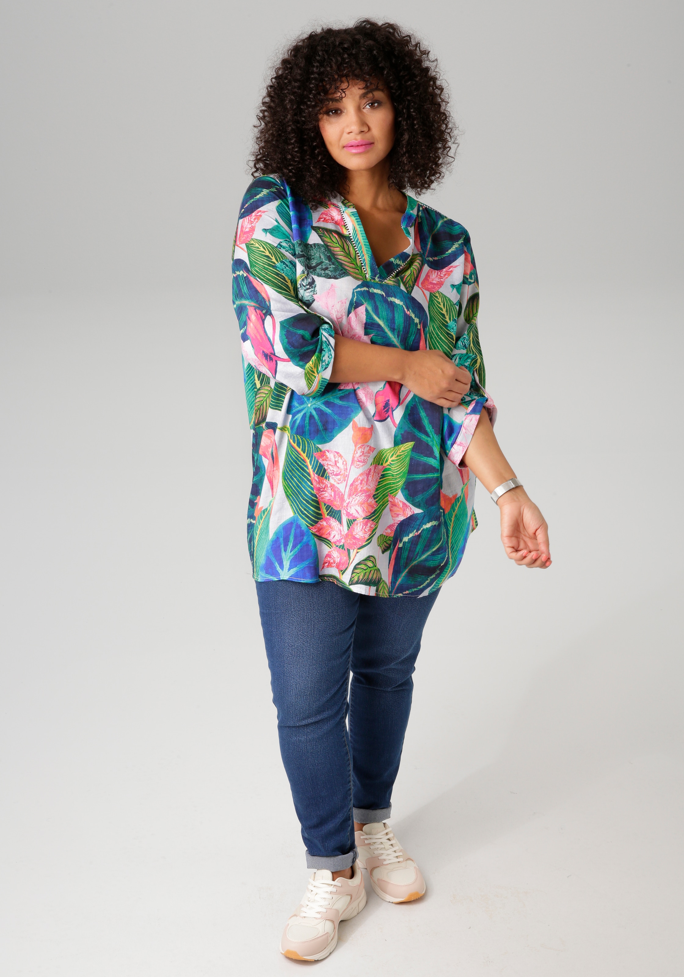 Aniston PLUS Longbluse mit großflächigen, tropischen Blättern bedruckt