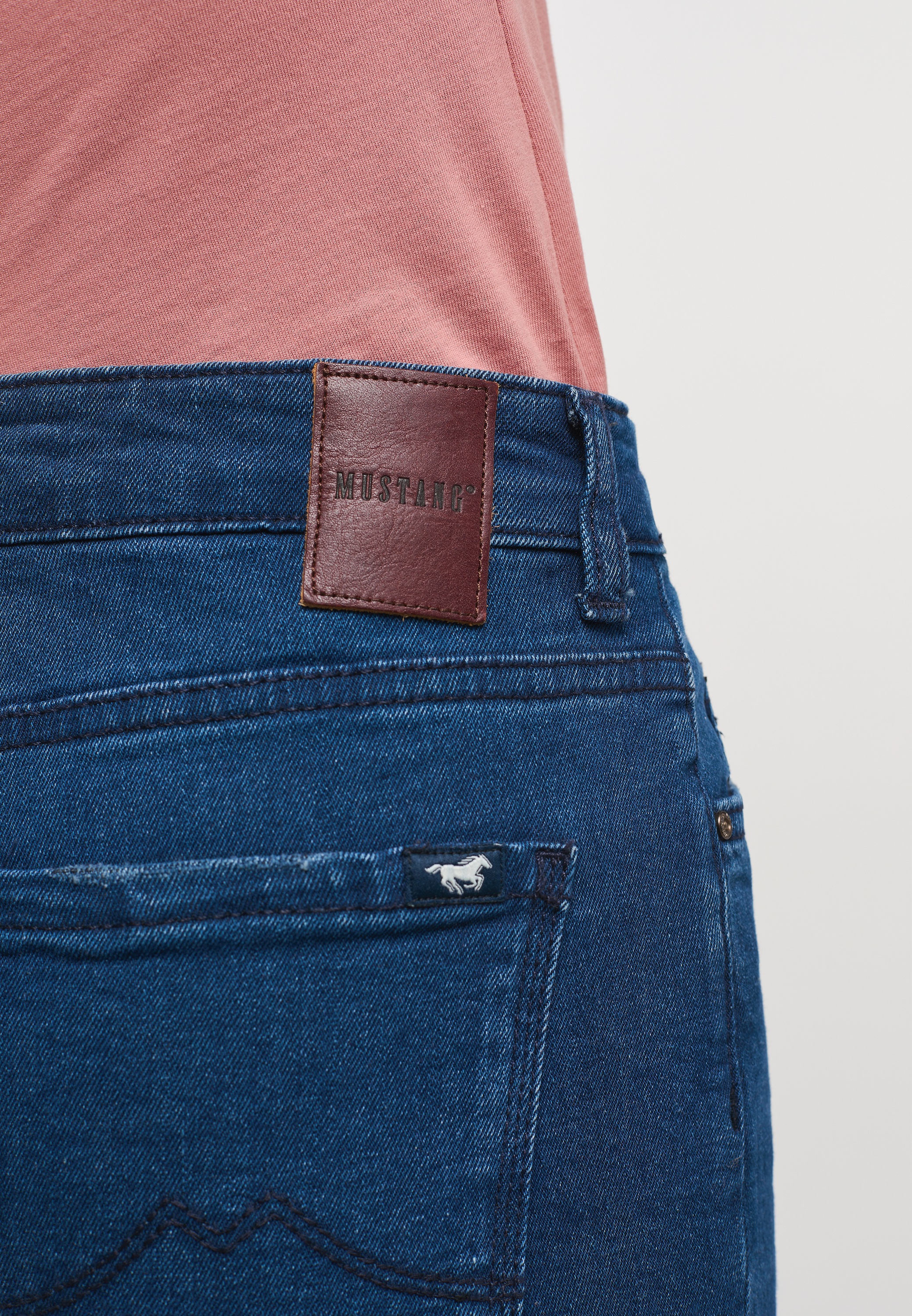»Mustang Mustang Crosby Style Crosby Slim«, Hose bestellen MUSTANG Style Relaxed Slim 5-Pocket-Jeans Relaxed