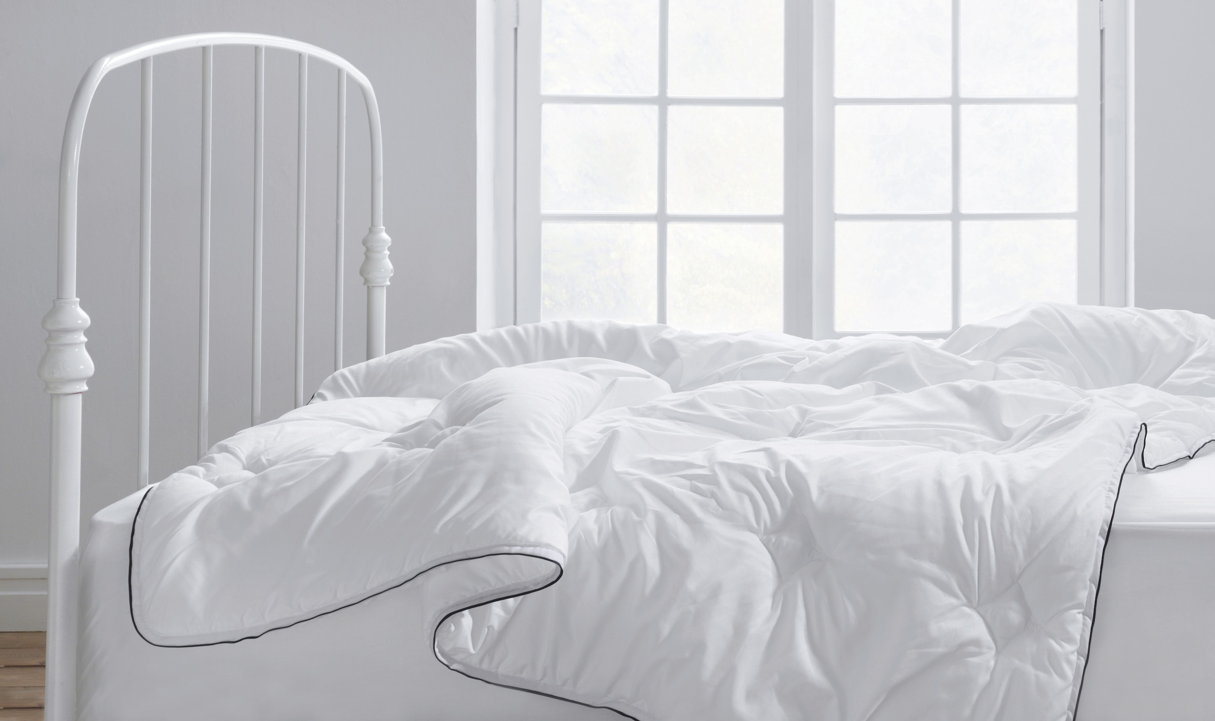 Yatas Bedding Microfaserbettdecke »Dacron-Light®, Bettdecke 135x200 cm & weitere Größen«, normal, (1 St.), Sommer, Herbst, allergiker geeignet (Hausstauballergiker)