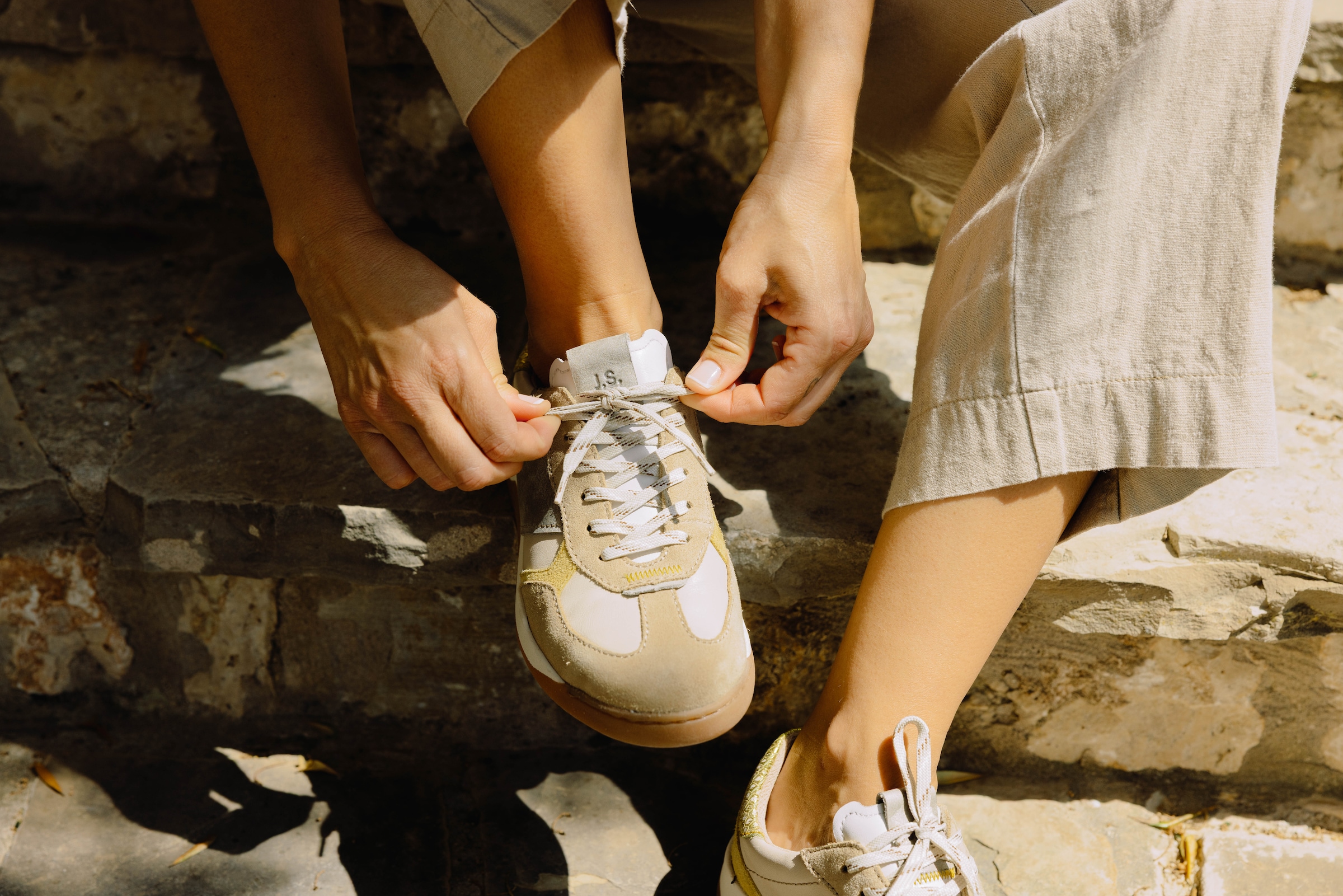 Josef Seibel Keilsneaker »Arleen 01«  Freizeitschuh, Halbschuh, Schnürer, Kontrastbesatz, G-Weite