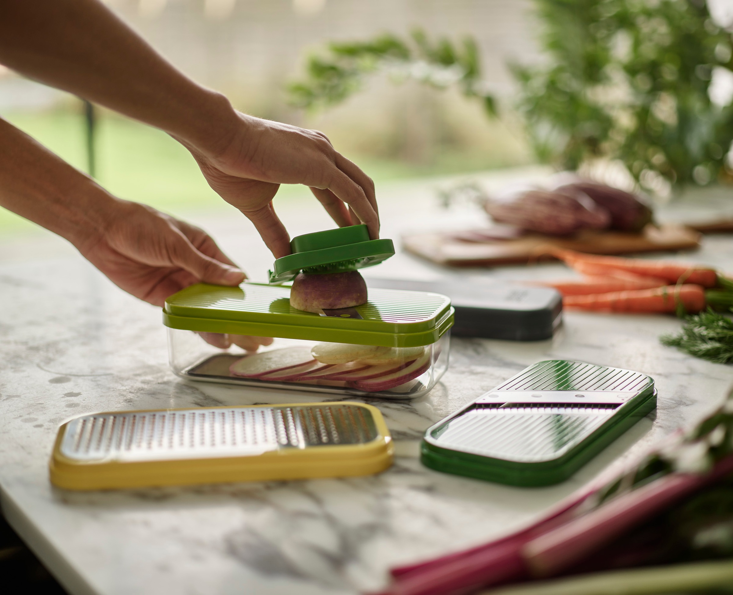 Joseph Joseph Zerkleinerer »Multi-Prep«, rutschfest, Fingerschutz, austausc günstig online kaufen