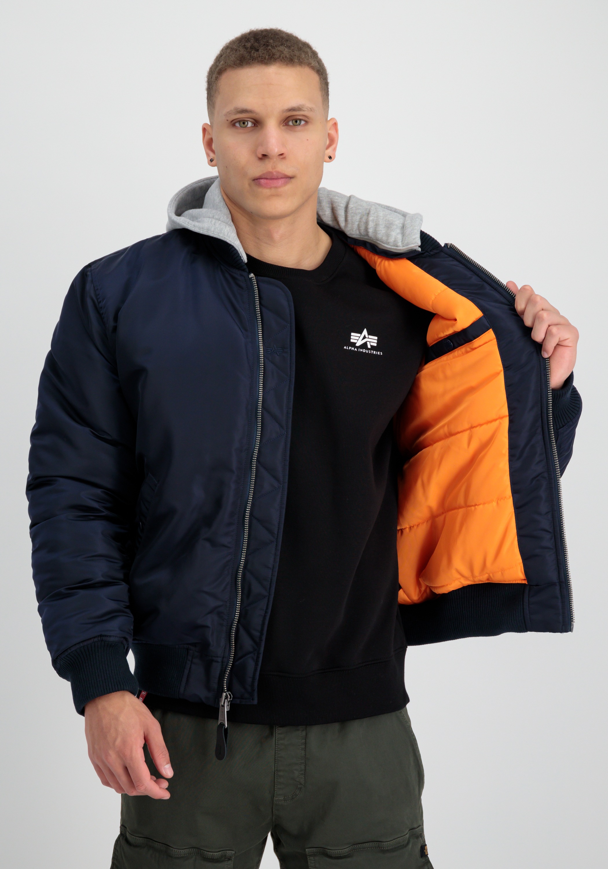 Alpha Industries Bomberjacke »Alpha Industries Men - Bomber Jackets MA-1 Zip Hood Back EMB«