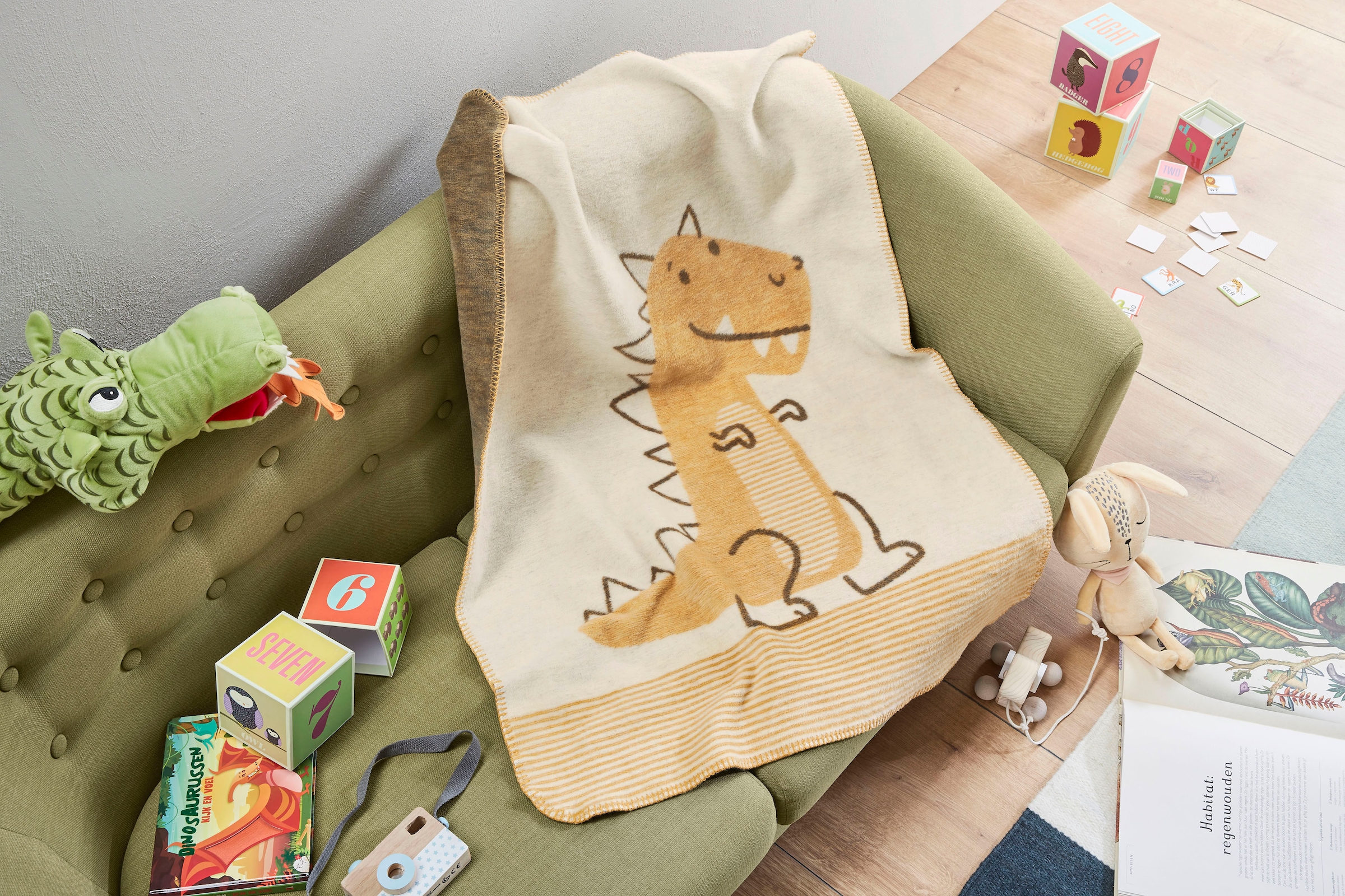 s.Oliver Wohndecke »Jacquard Decke s.Oliver Junior«, Dinosauriermotiv, Kuscheldecke