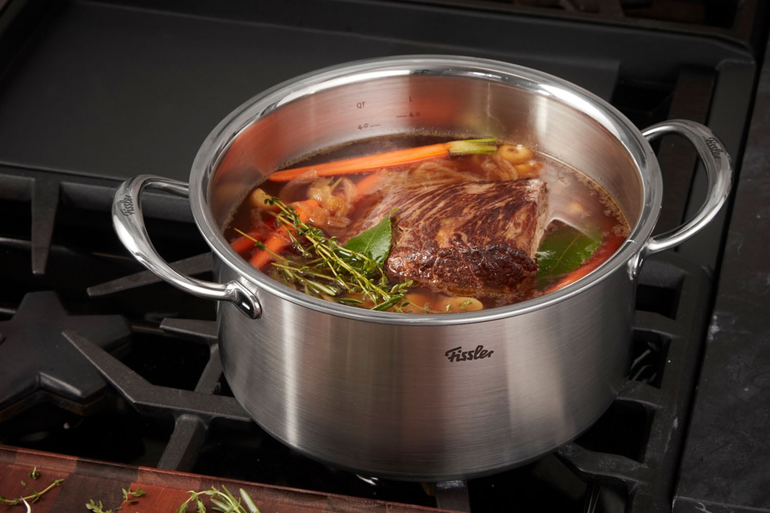 Fissler Kochtopf »M5 Pro-Ply Kochtopf 24 cm mit Metalldeckel« 1 tlg. Edelstahl 18/10