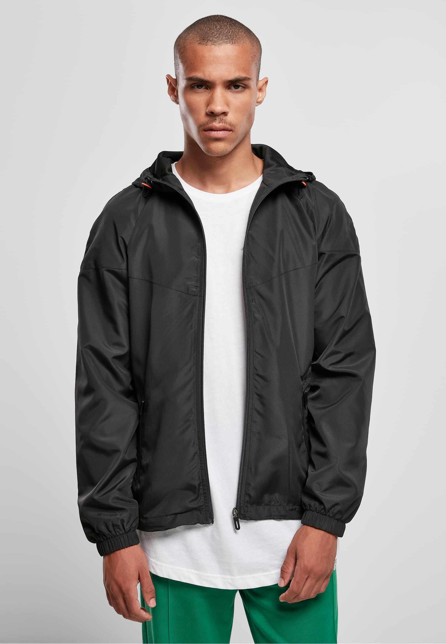 URBAN CLASSICS Allwetterjacke »Urban Classics Herren Recycled Windrunner« 1 Stk. tlg. mit Kapuze