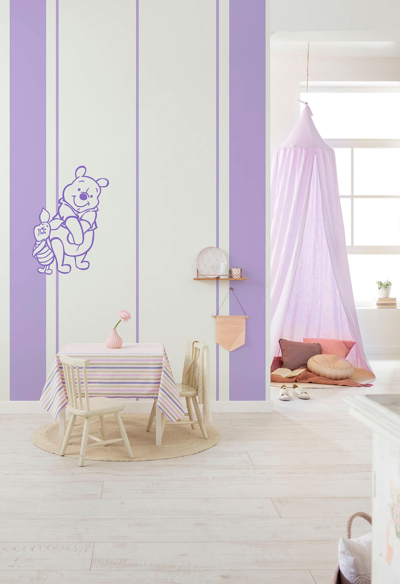 Komar Vliestapete »Digitaldruck Vlies - Winnie the Pooh Gentle - Größe 200 x 250 cm«, bedruckt, Kinderzimmer